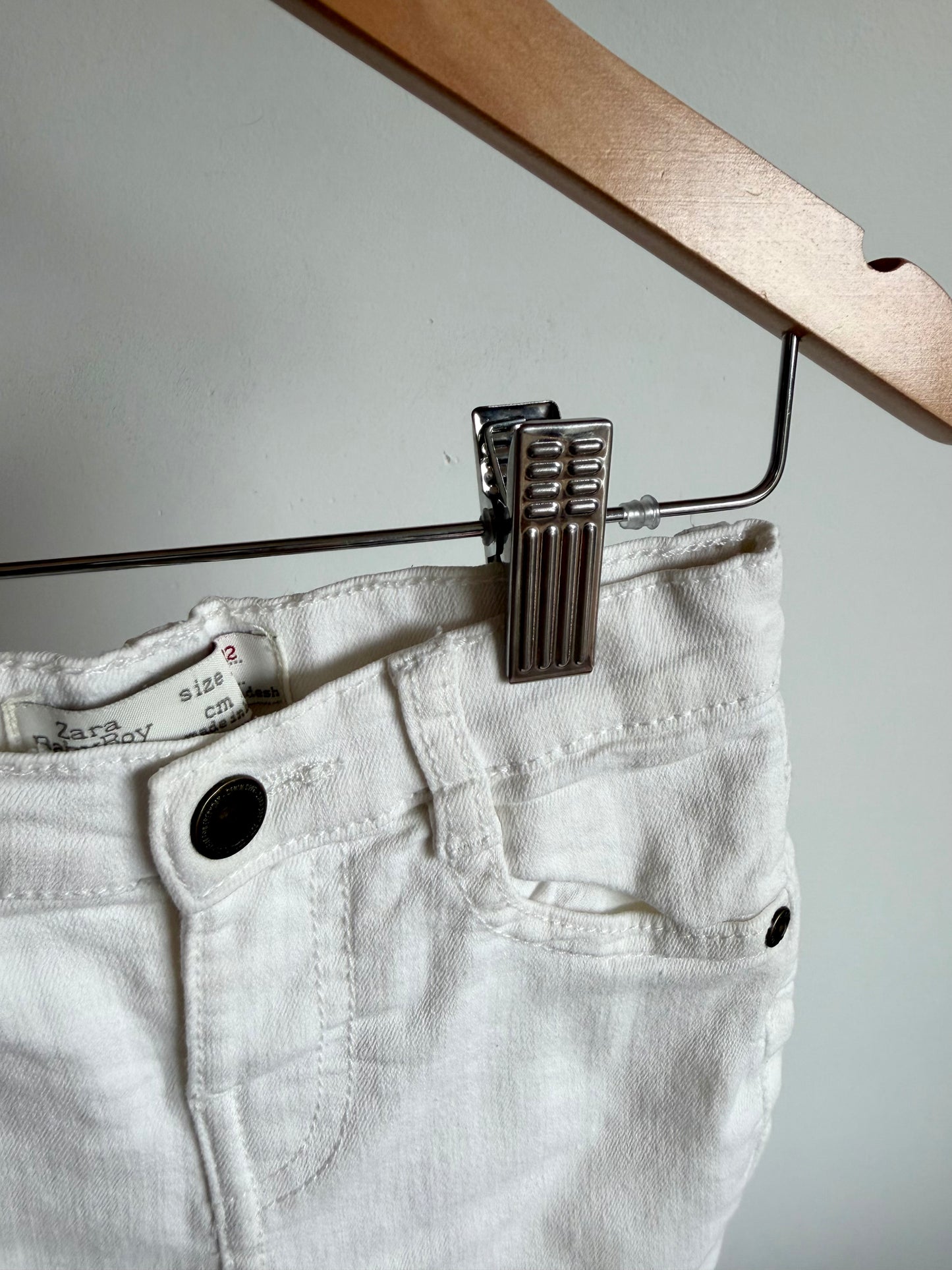 Zara White Stretch Denim Pants / 9-12m
