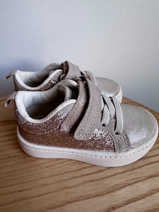 Gold Sparkle Sneakers / Size 4 Toddler Footwear