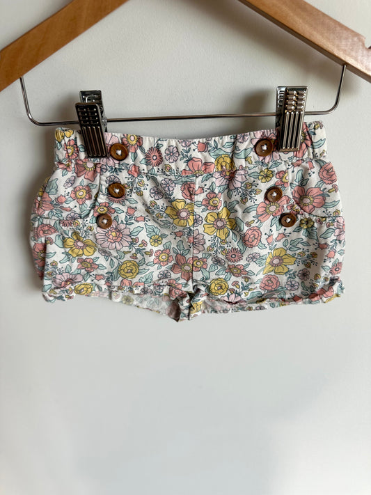 Floral Shorts with Buttons / 2T