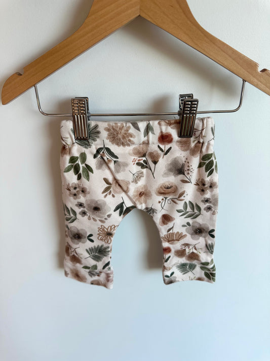 Watercolor Floral Pants / 3-6m?