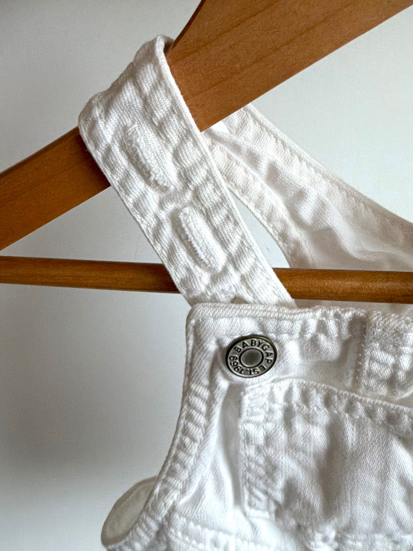 Gap White Bubble Overalls / 3-6m