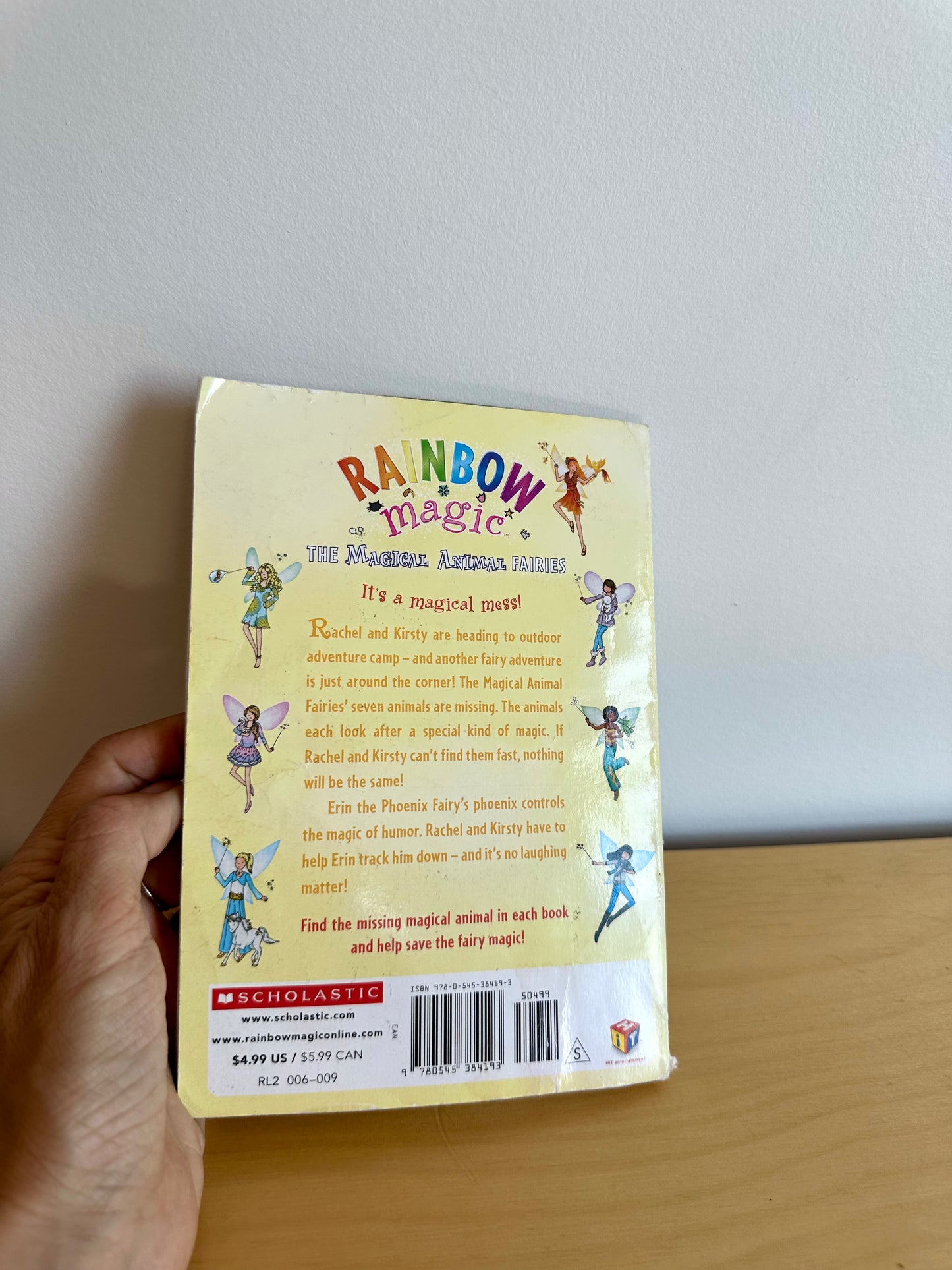 Rainbow Magic: Erin the Phoenix Fairy Book / 7-10 years