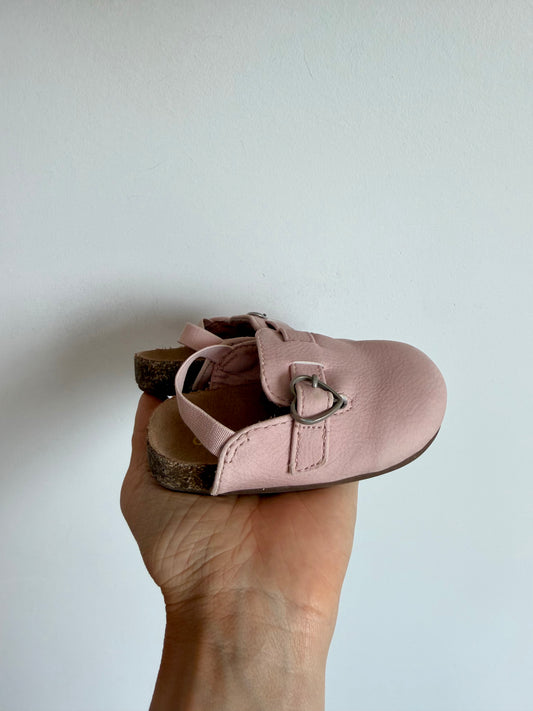 Pink Strap Sandals / Size 4 Infant