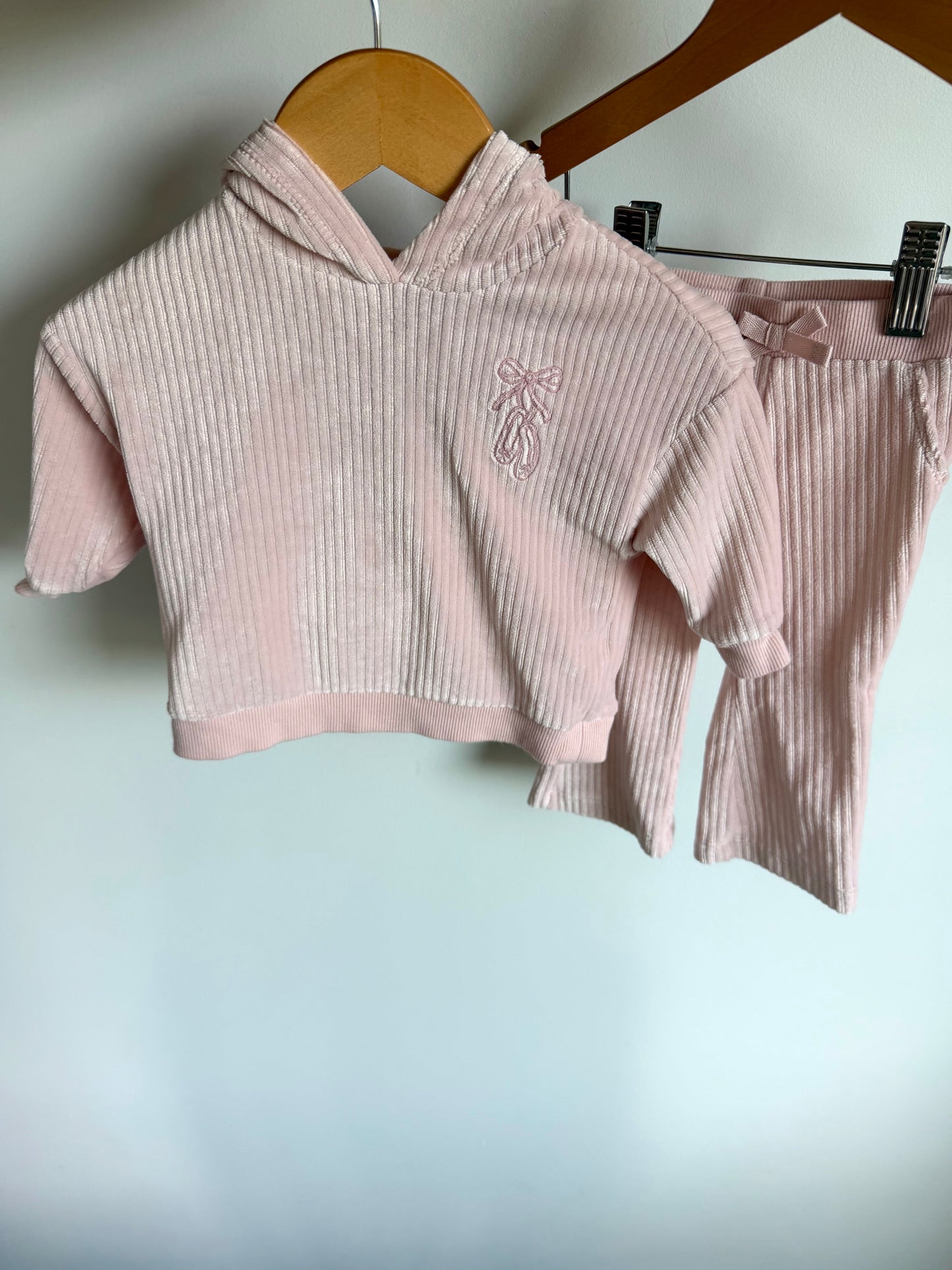 Pink Ribbed Velour Sweater + Pants Set / 6m