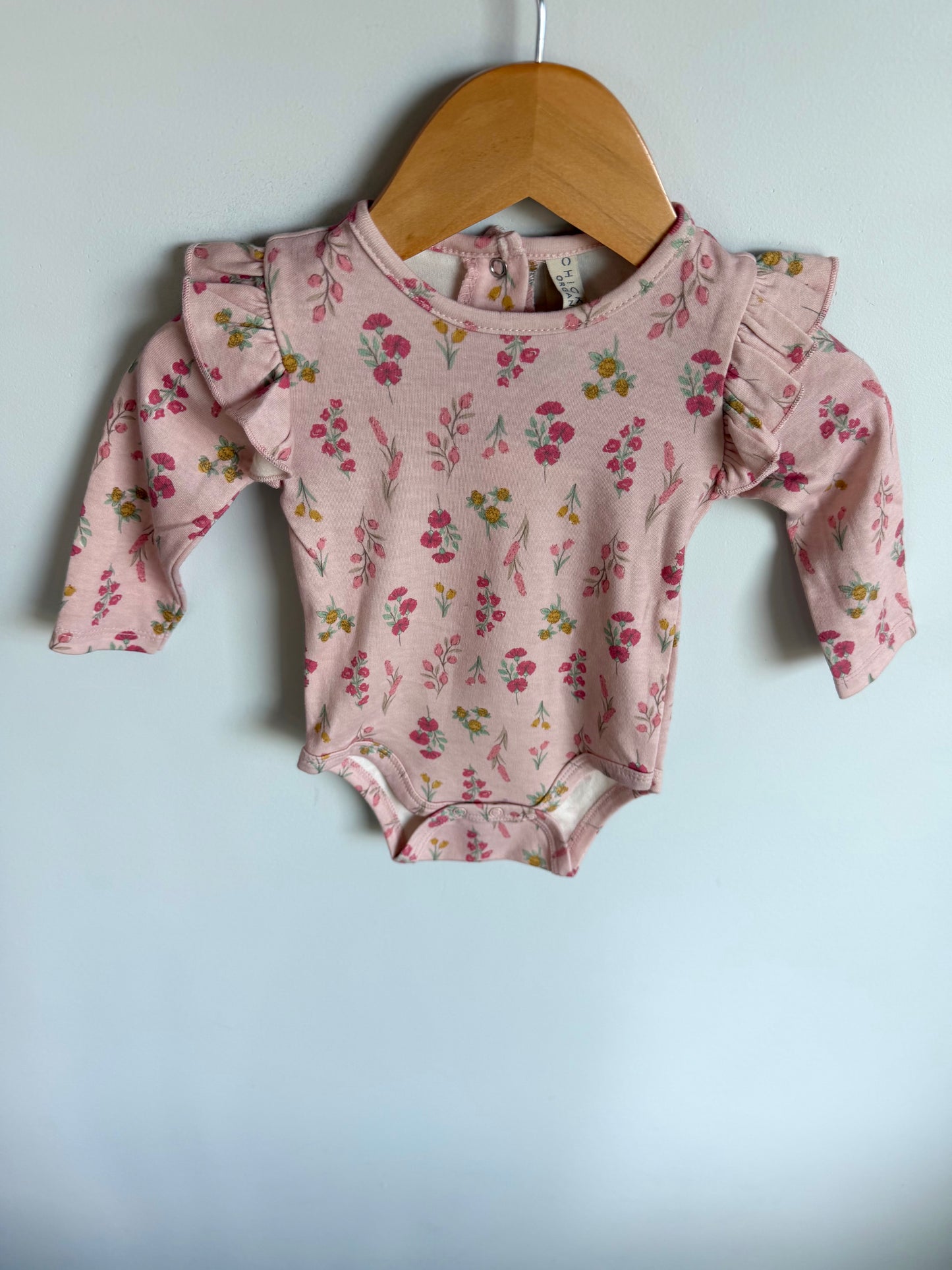 Set of 3 Ruffle Long Sleeve Bodysuits / 3-6m