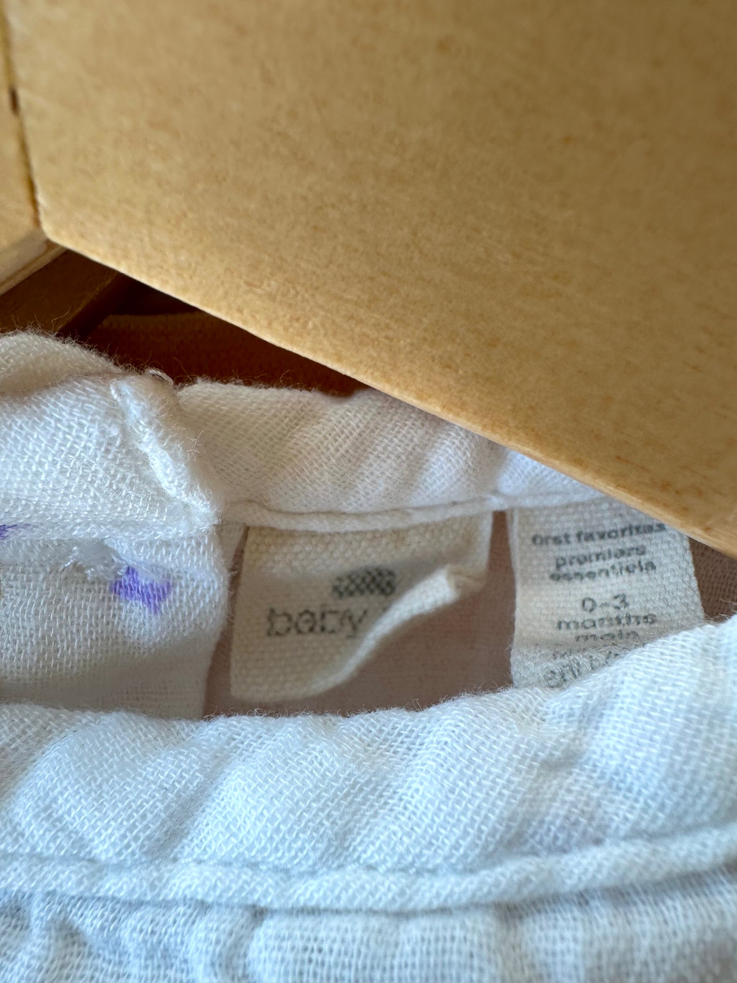 Gap White Top + Purple Pants Set / 0-3m