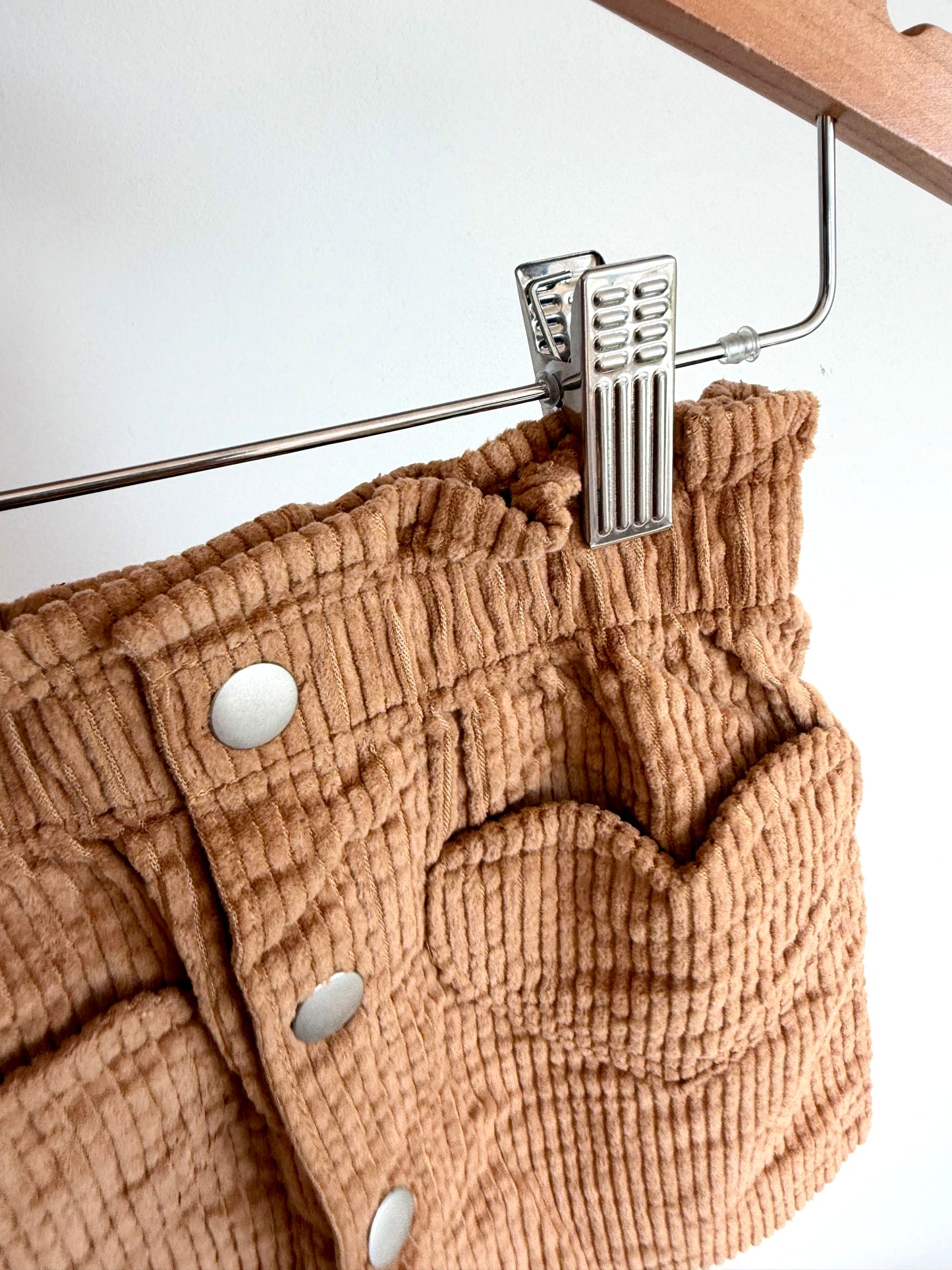 Heart Tan Ribbed Skirt / 2T
