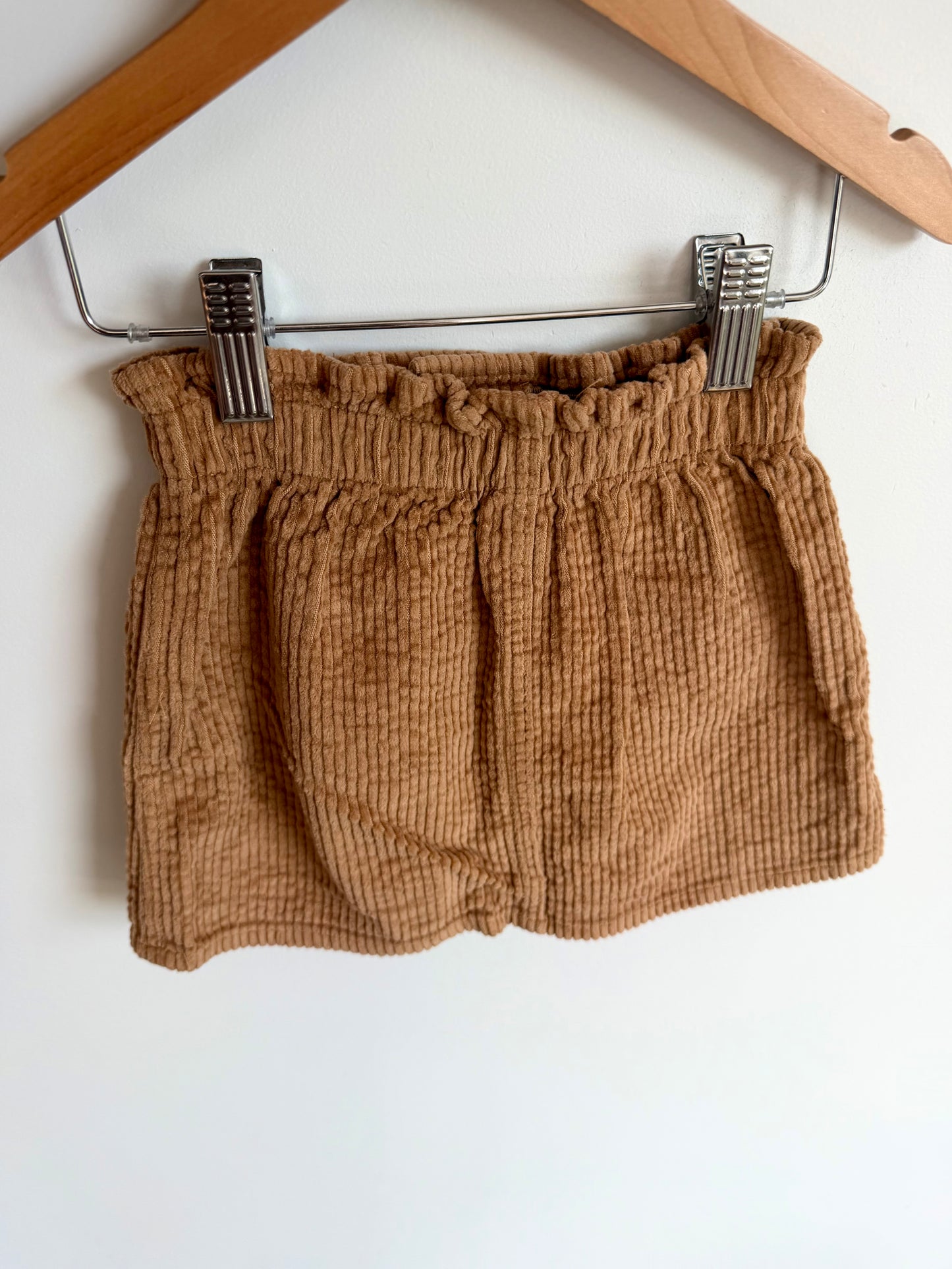 Heart Tan Ribbed Skirt / 2T