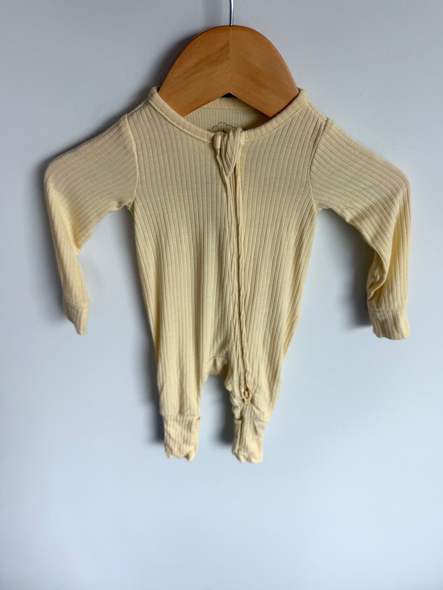 Butter Yellow Sleeper / 0m