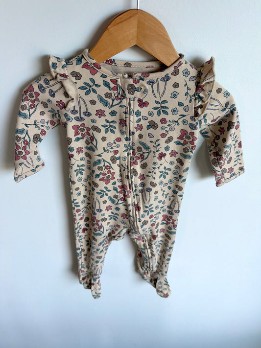 Tan Floral Ruffle Sleeper / 3-6m