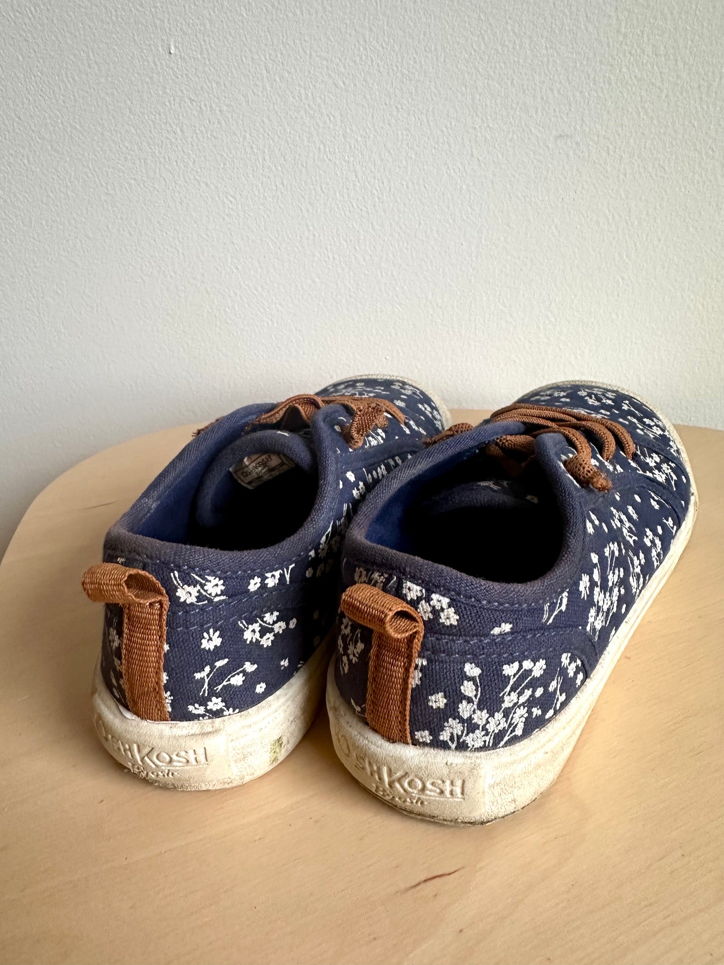 Navy Floral Shoes / Size 11 Little Kid (No Shipping)