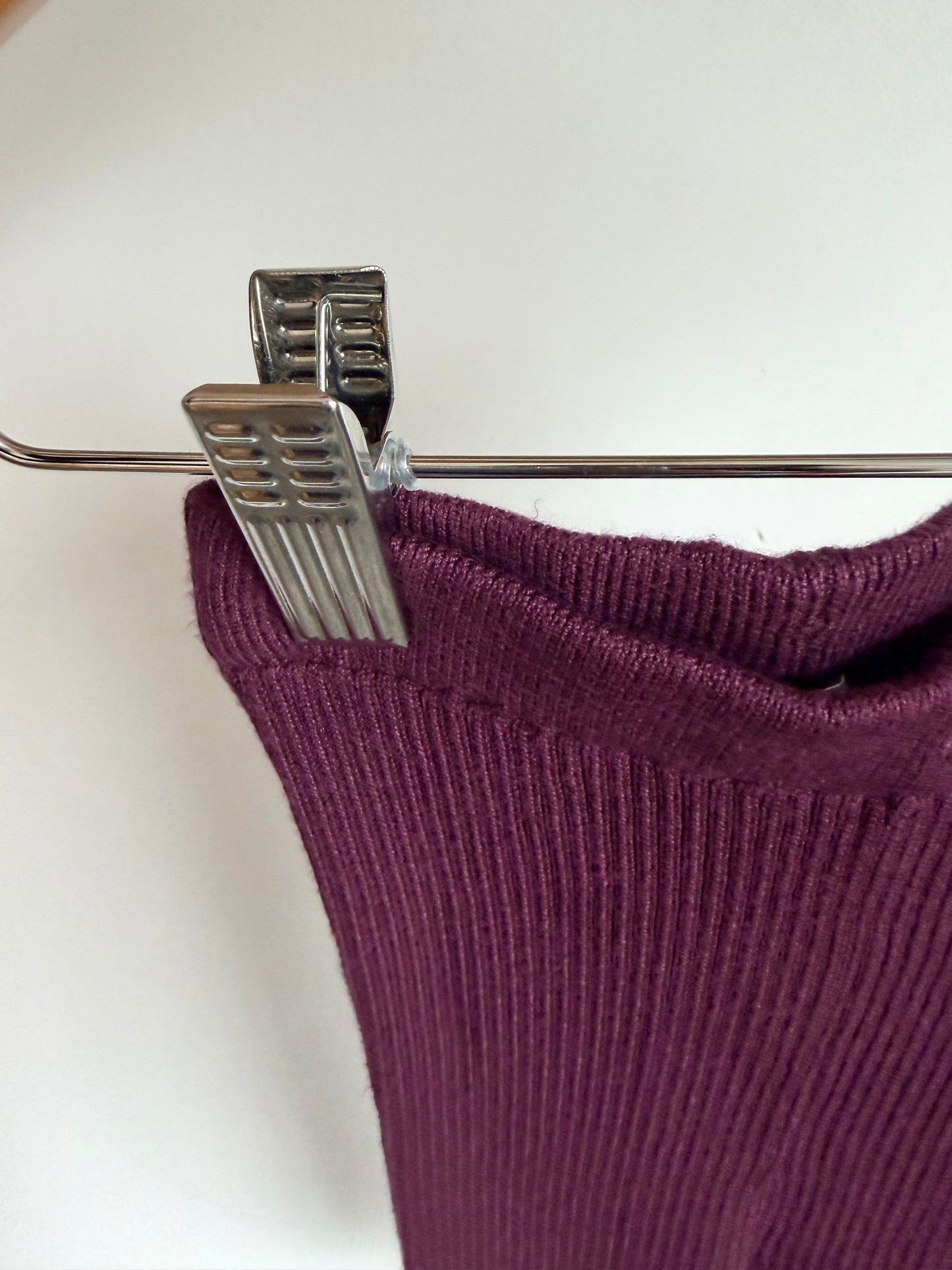 Maroon Ribbed Leggings / 24m