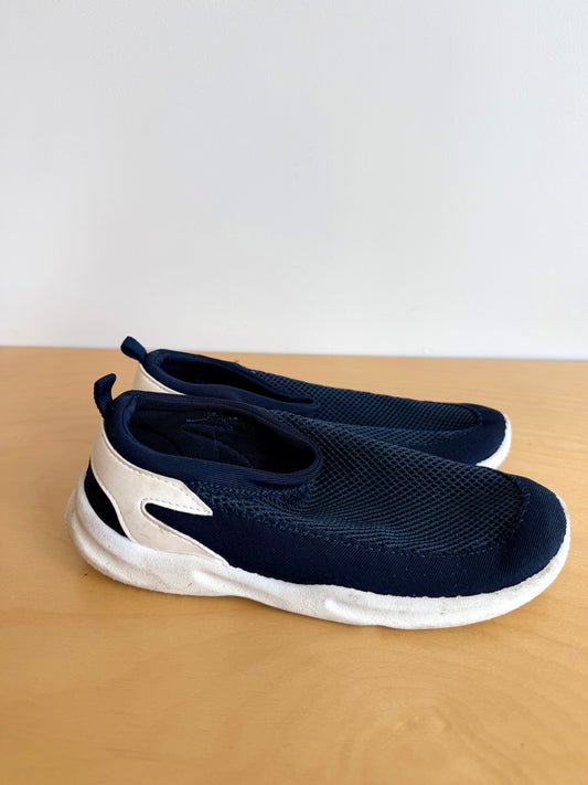 Navy Water Shoes / Size 1-2 Big Kid (No Shipping)