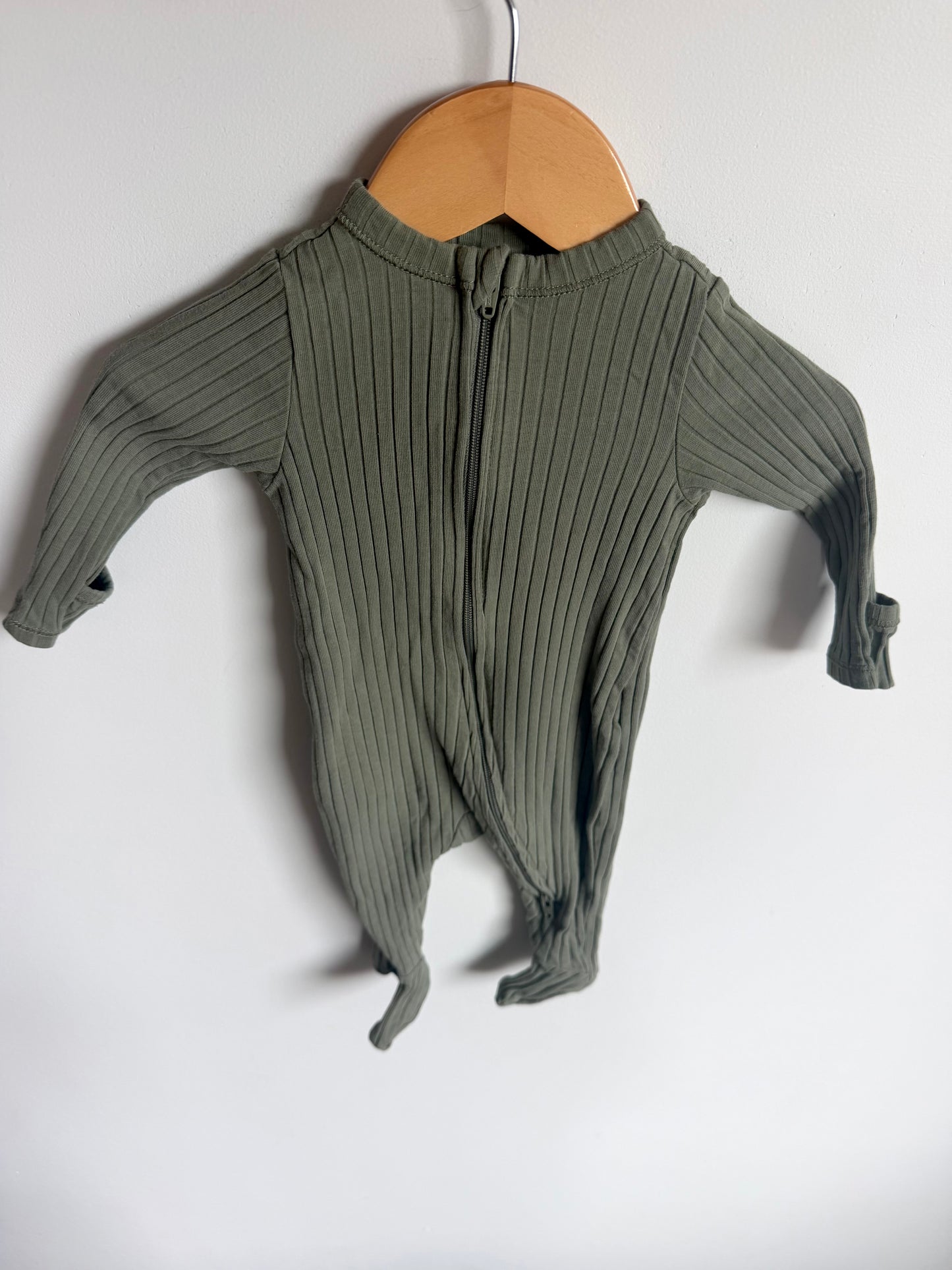 Olive Ribbed Footed Sleeper / 0-3m