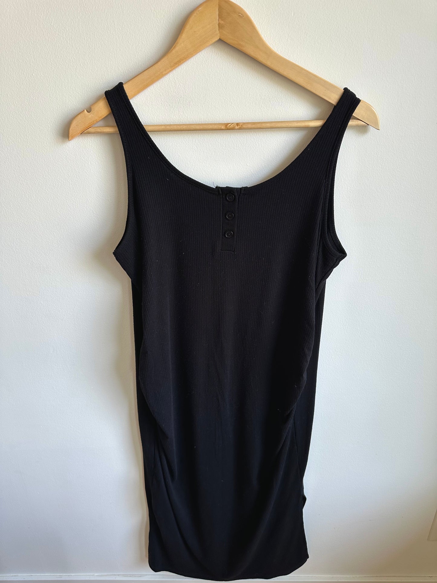 Black Ribbed Dress / Large