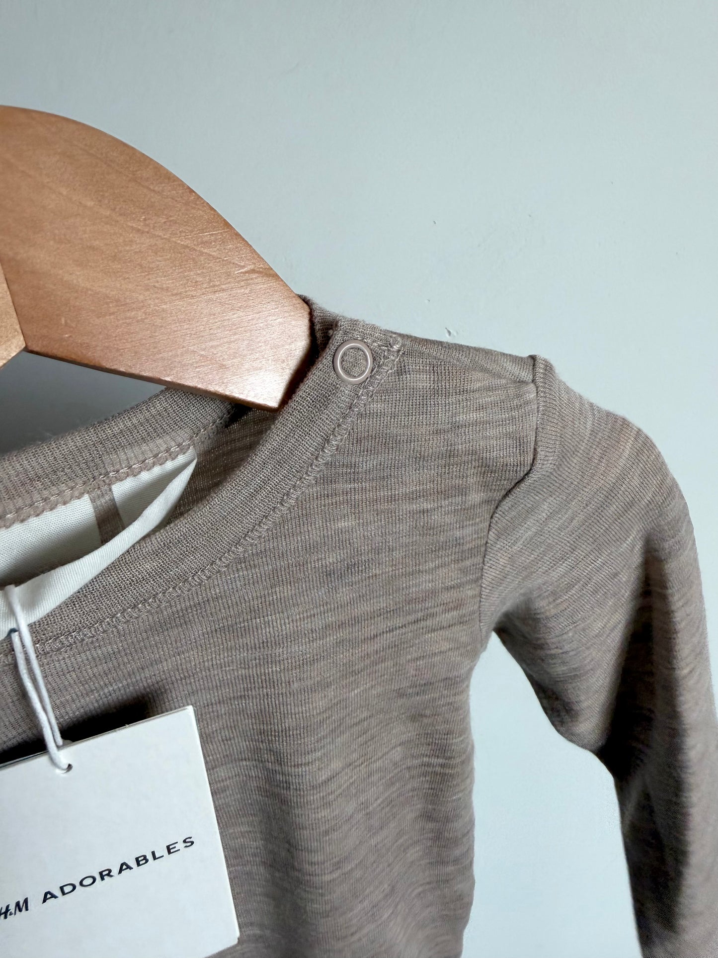 Merino Wool Taupe Bodysuit (With tags) / 12-18m