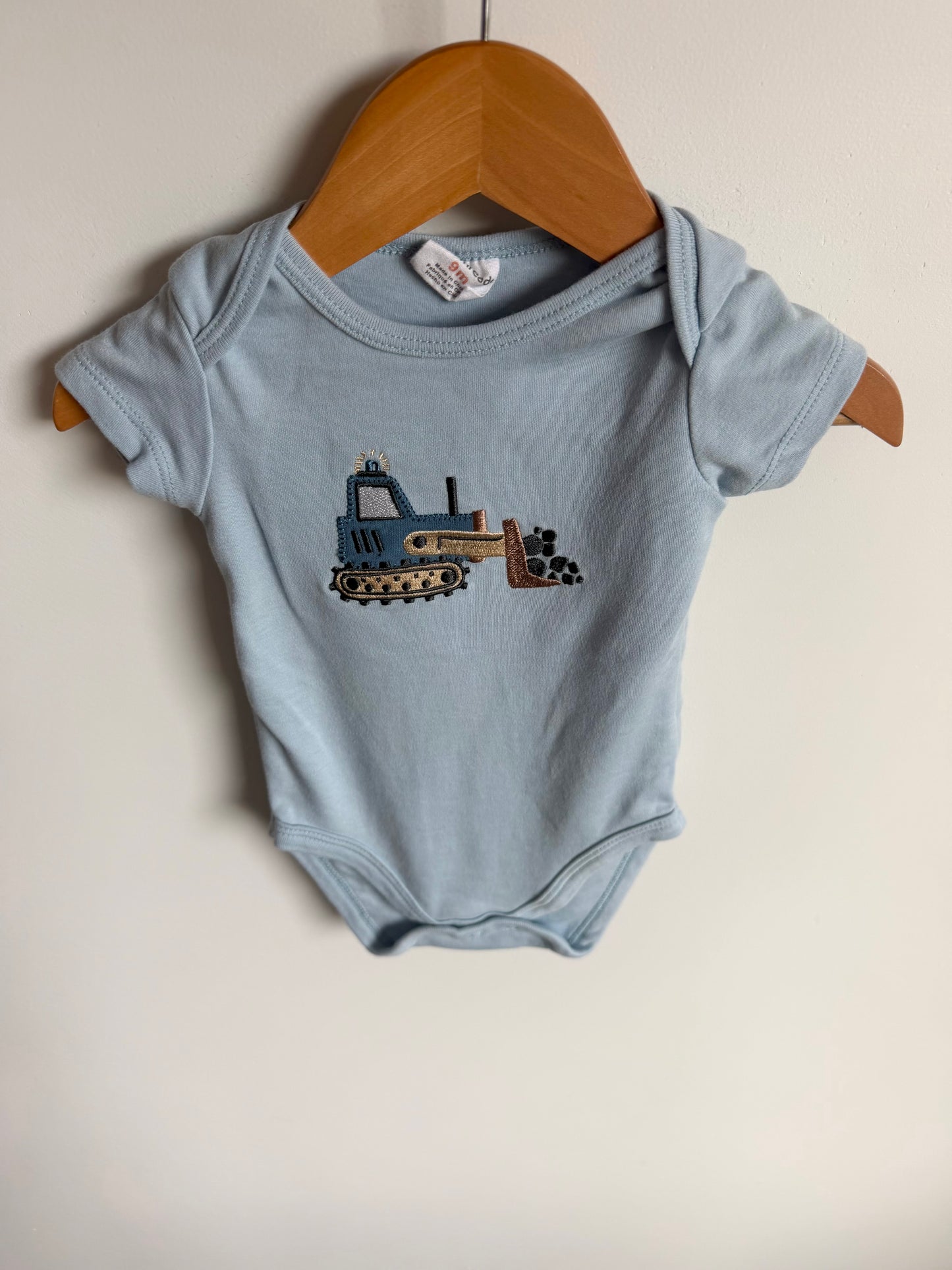 Bull Dozer Bodysuit / 9m