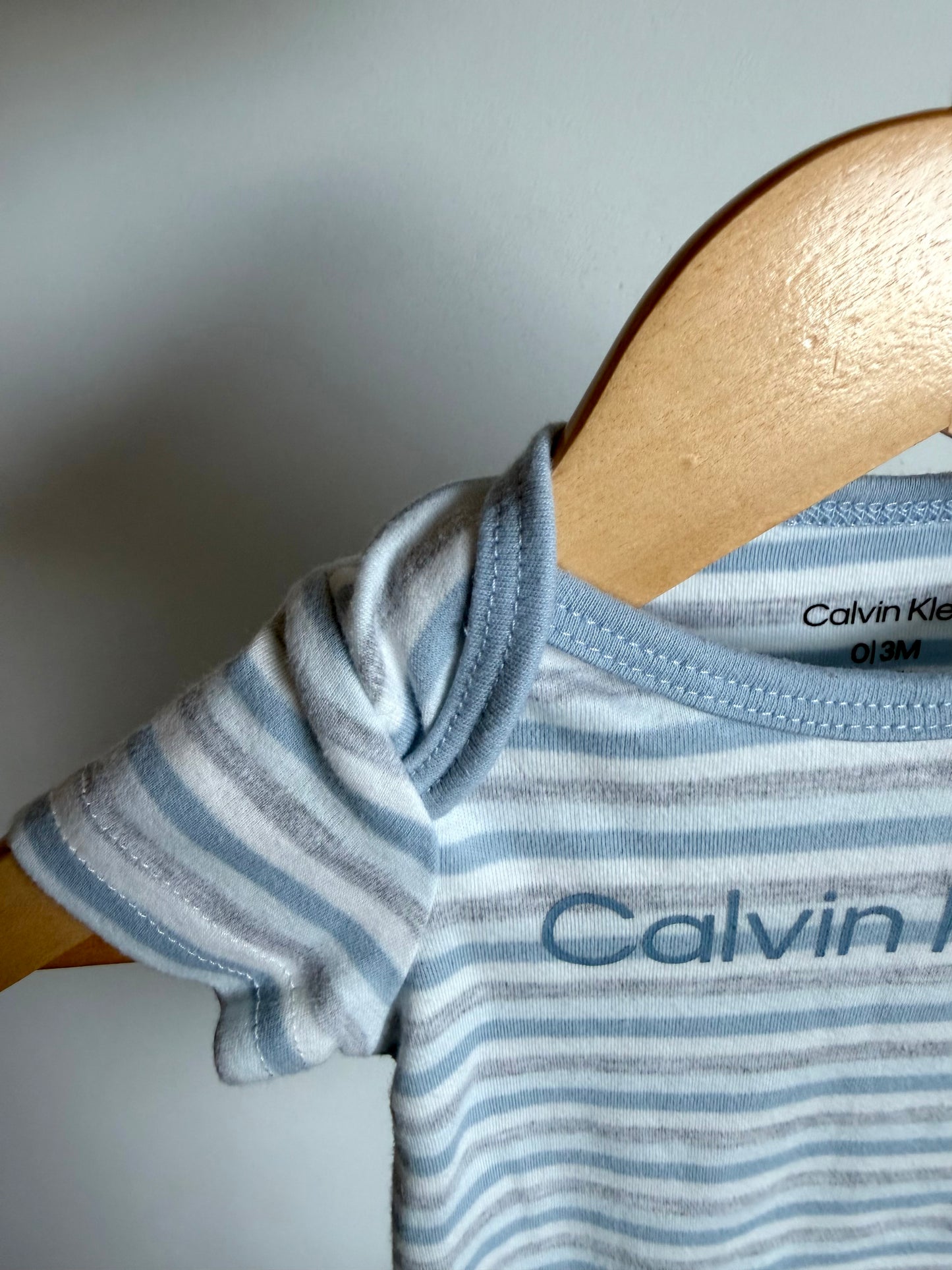 Calvin Klein Striped Bodysuit / 0-3m