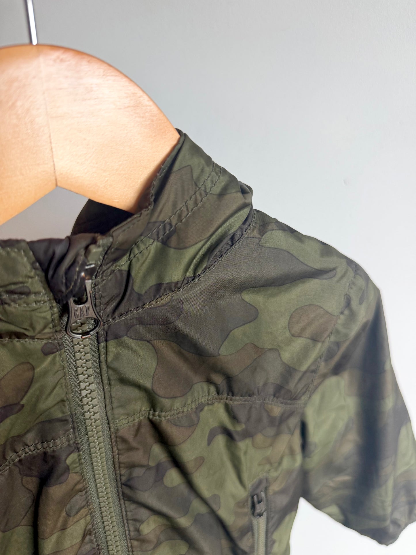 Gap Camo Zipper Jacket / 2T
