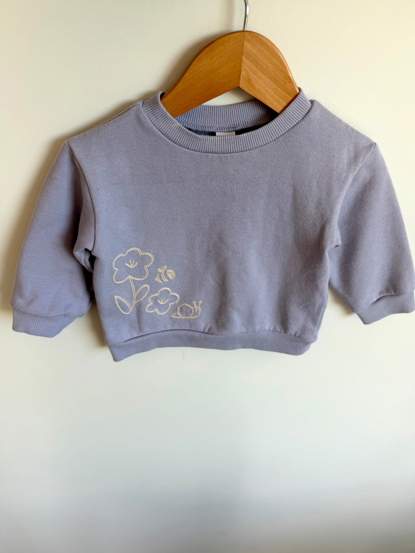 Perriwinkle Embroidered Flower + Snail Crewneck / 6-12m