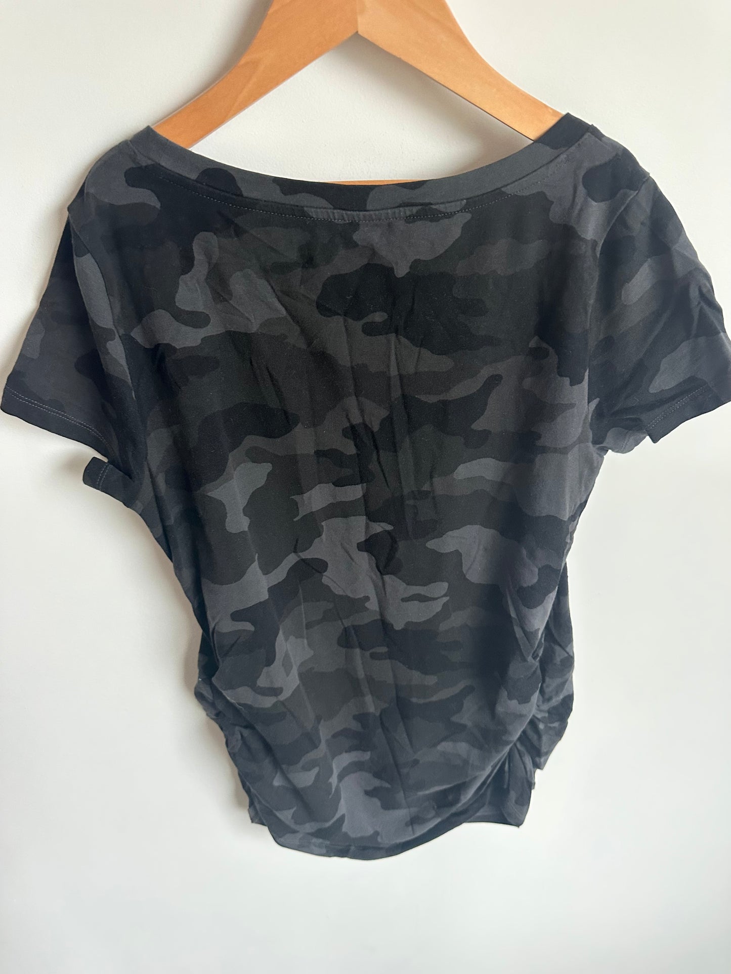 Camo Print Maternity Top / Small