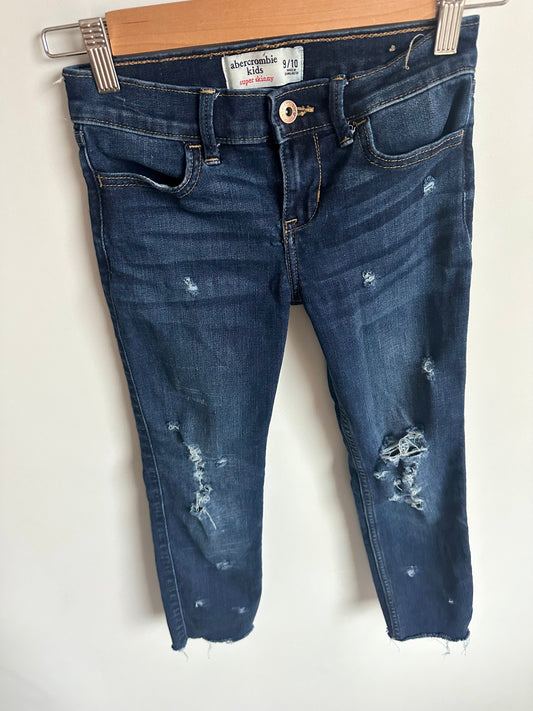 Distressed Super Skinny Jeans / 9-10 years