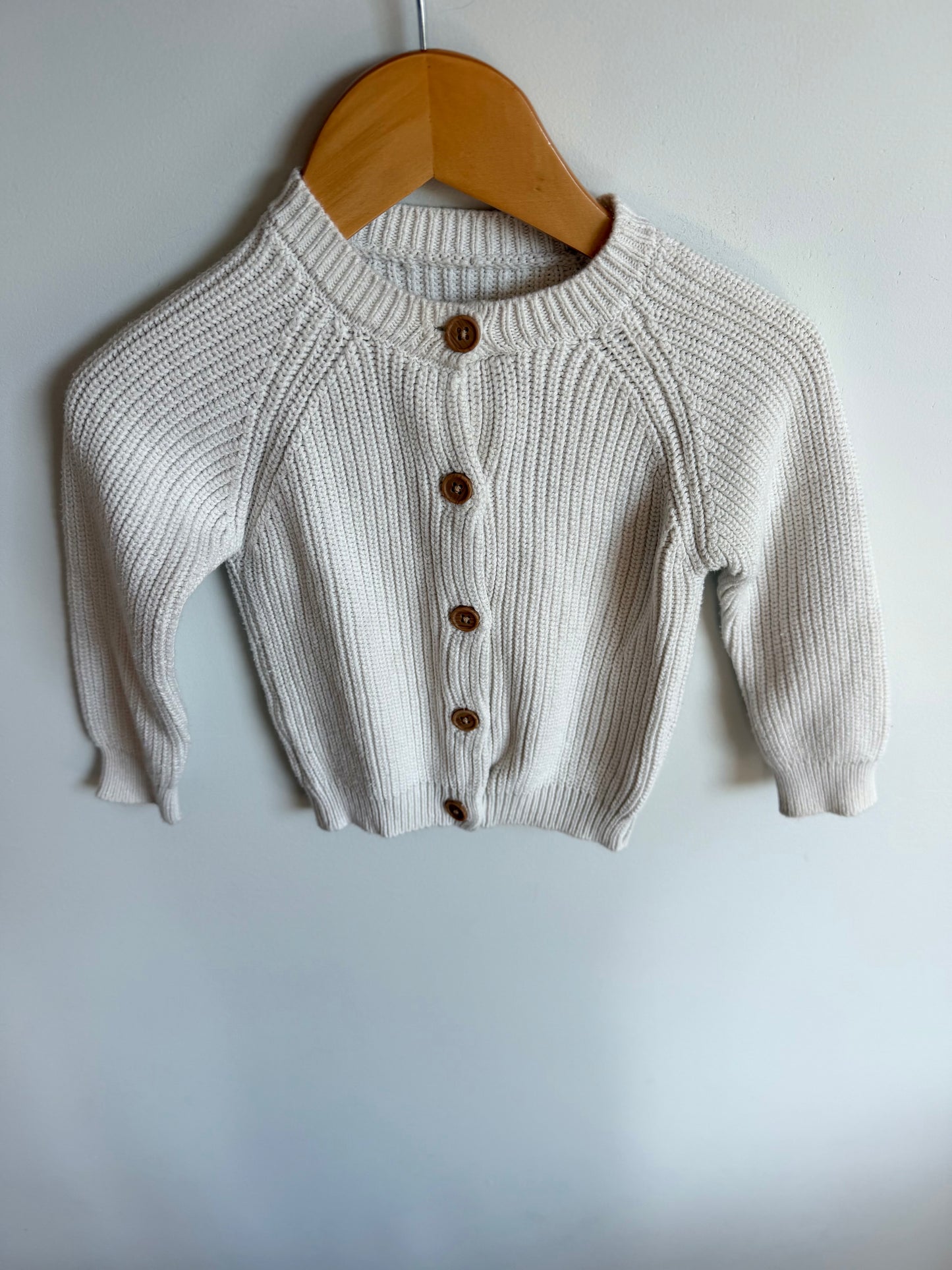 White Knit Sweater (PLAY) / 2-3T (No Shipping)