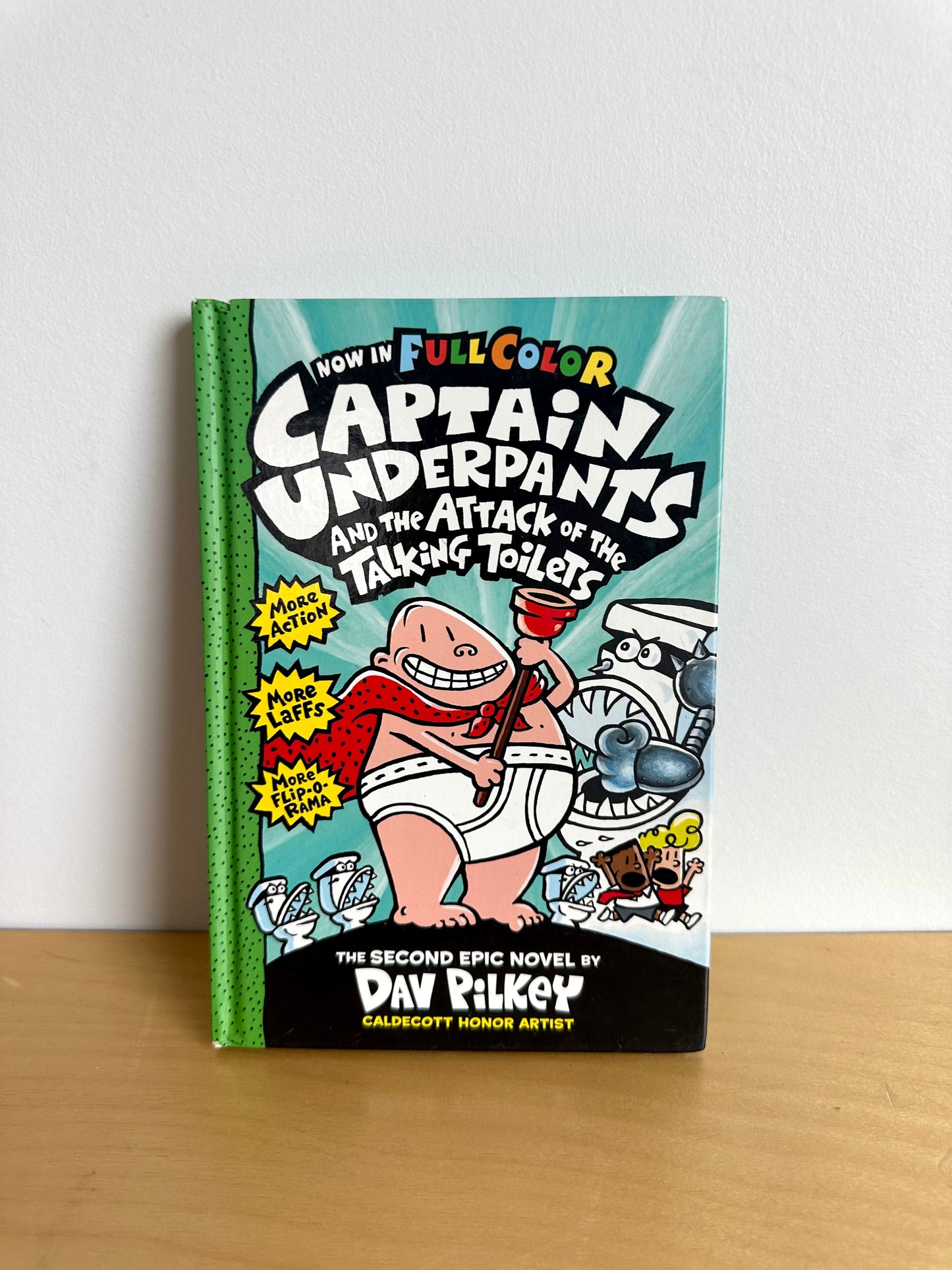 Captain Underpants and the Attack of the Talking Toilets (#2) Book / 7-9 years