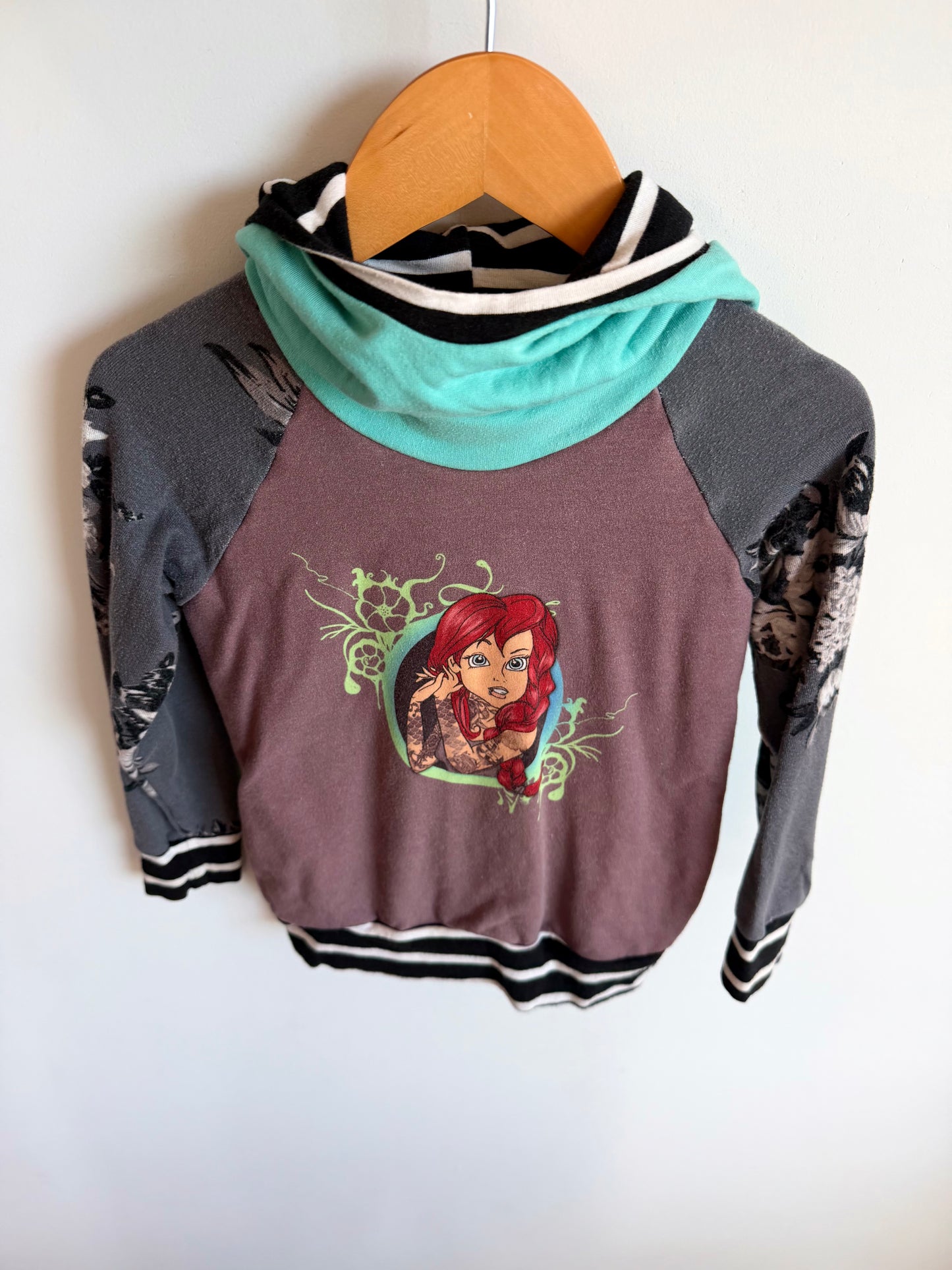 Handmade Ariel Hoodie / 2T?