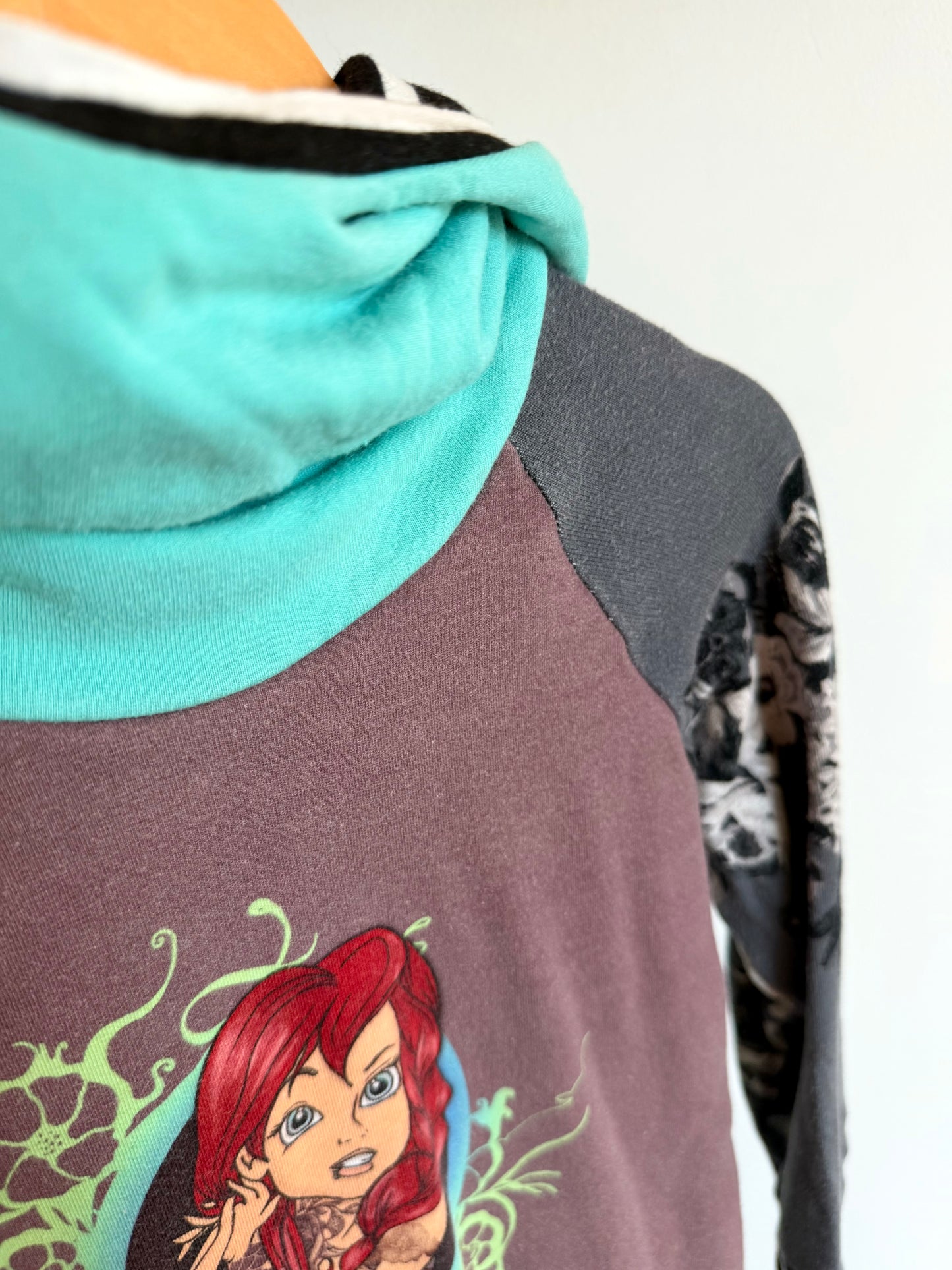 Handmade Ariel Hoodie / 2T?