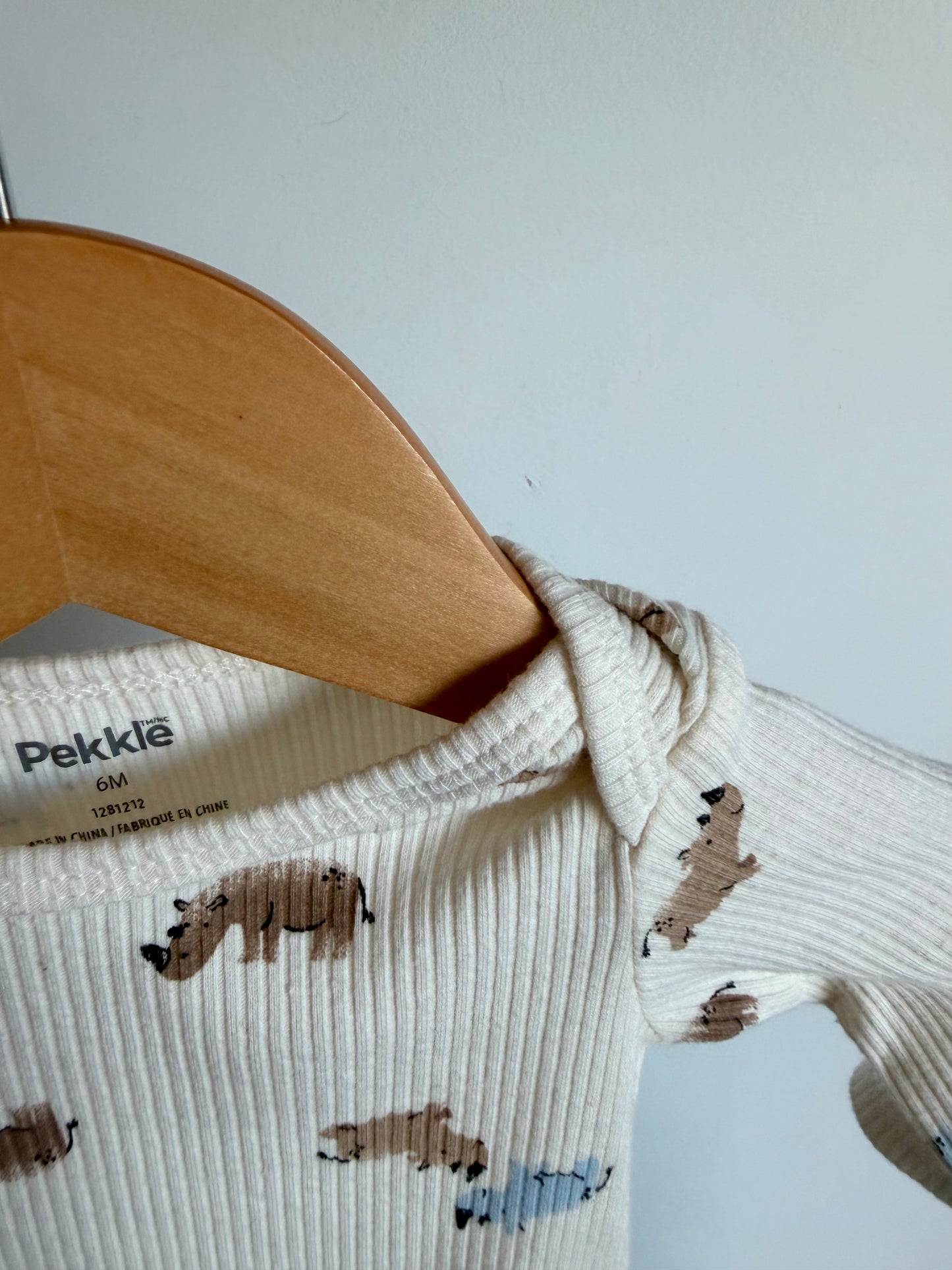 Rino Cream Bodysuit / 6m