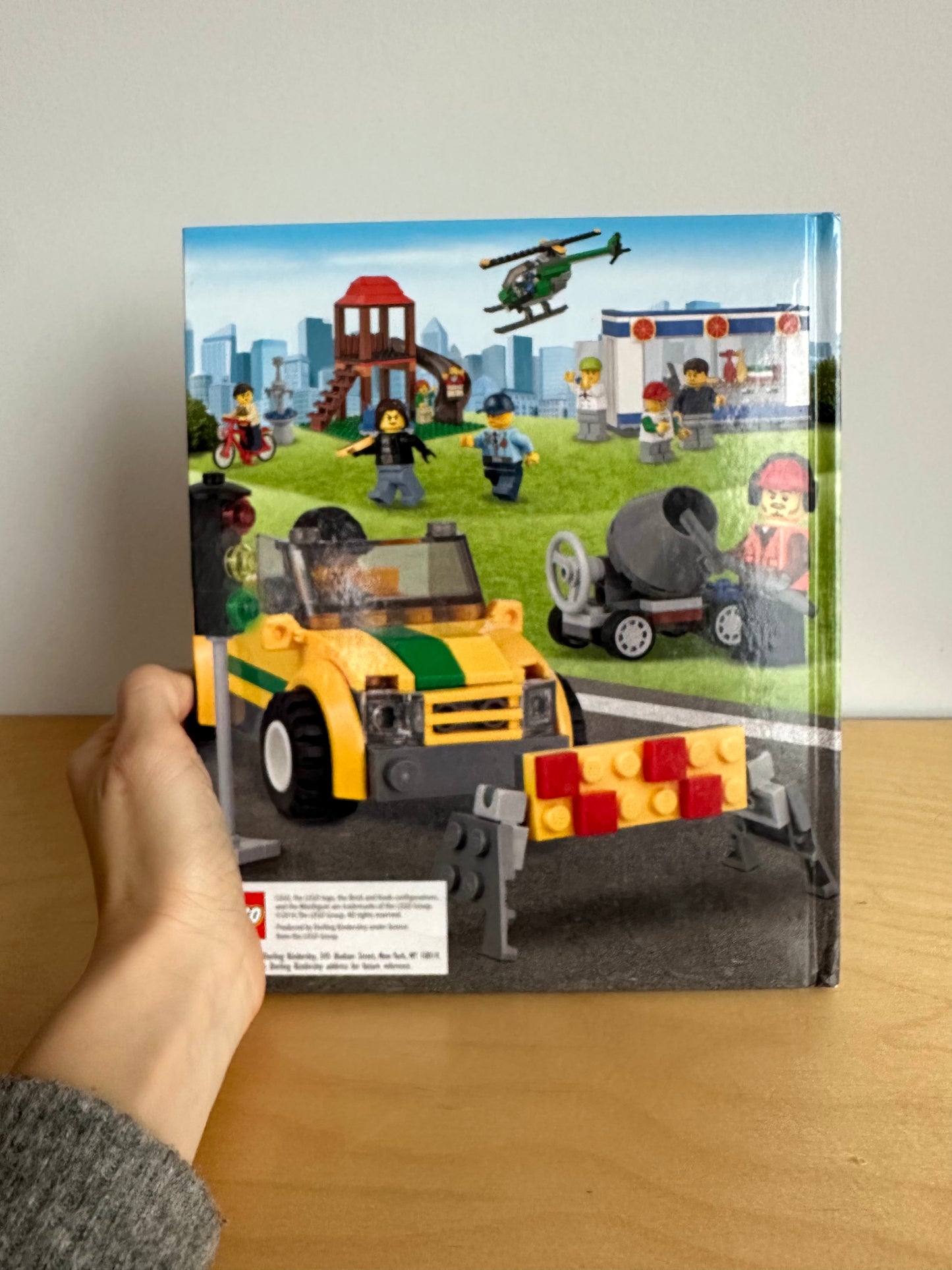 Lego City: Build Your Own Adventure Book / 6-12 years (No Shipping)