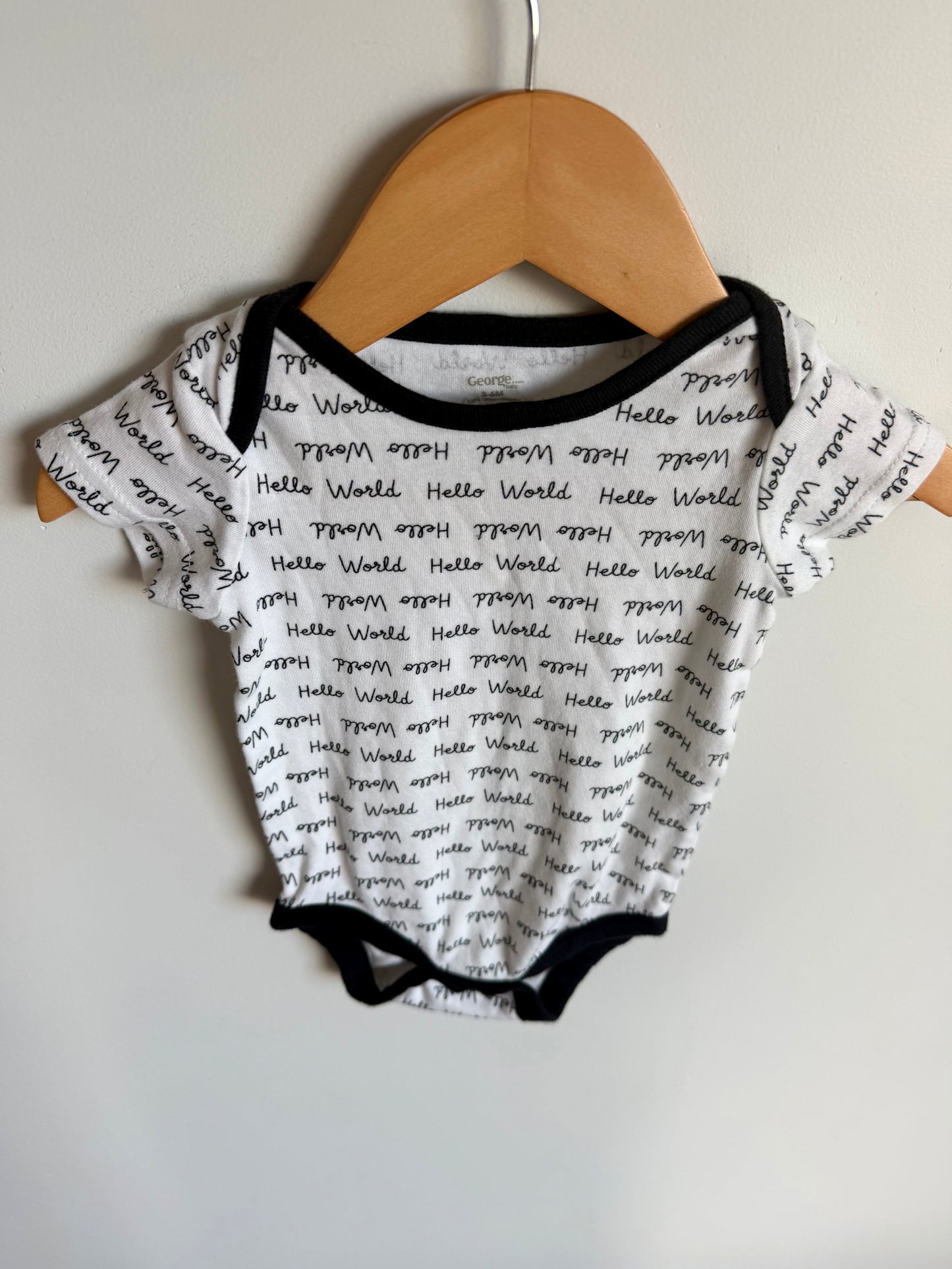 Hello World Bodysuit / 3-6m