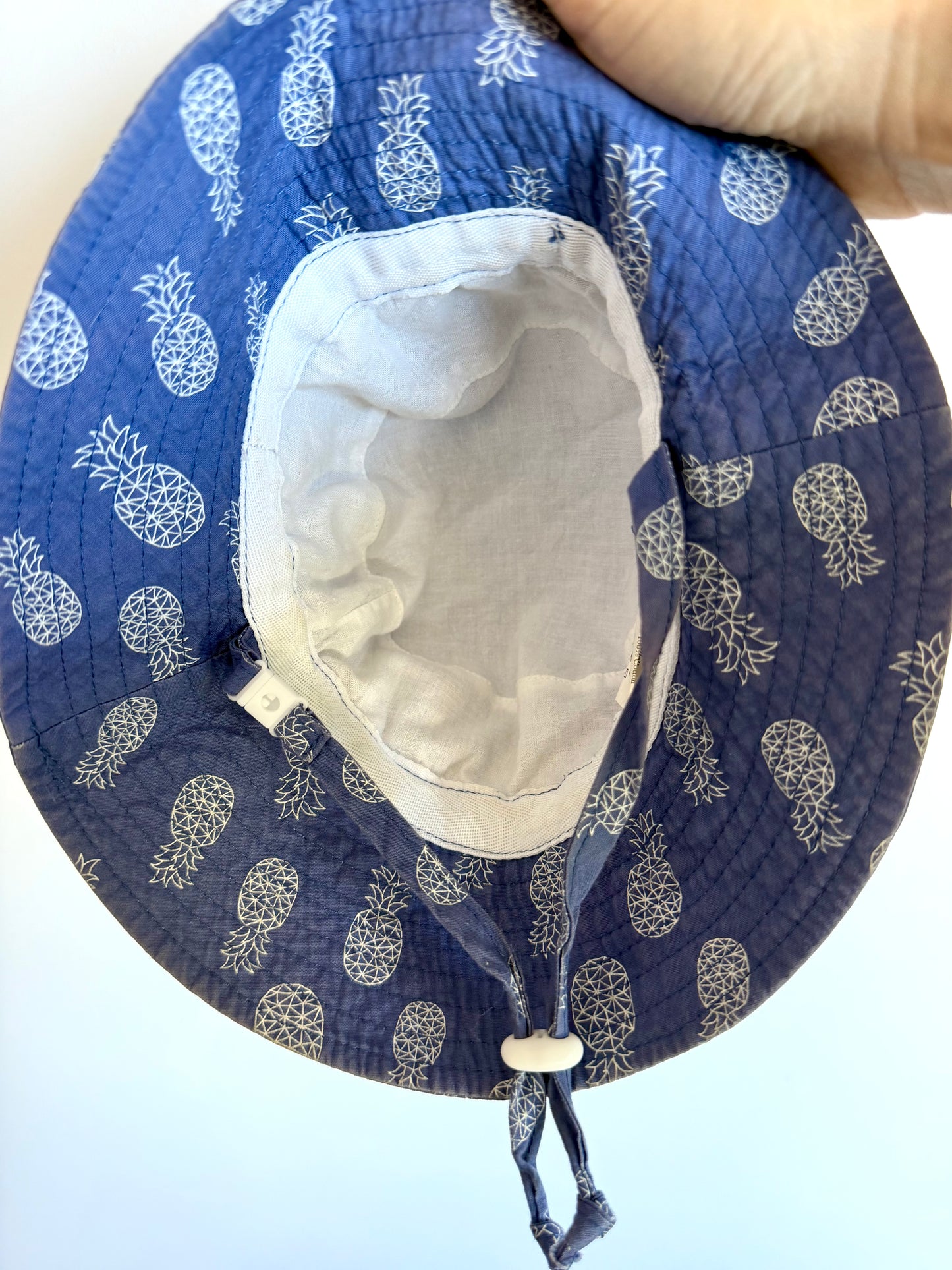 Blue Pineapple Bucket Strap Hat / 0-6m (Small)