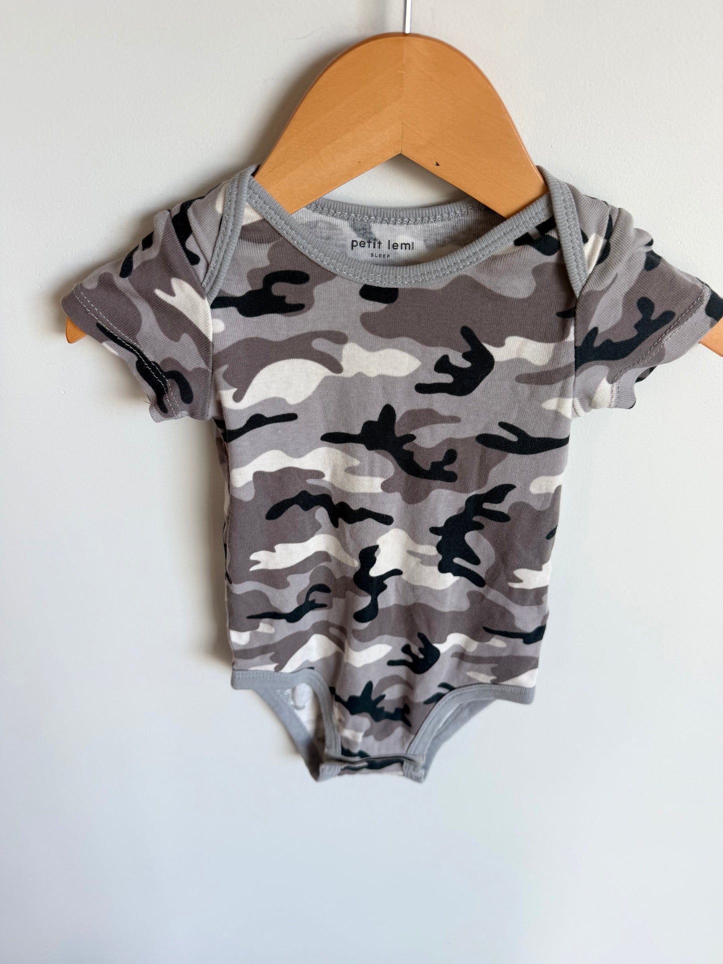 Grey Camo Bodysuit / 9m