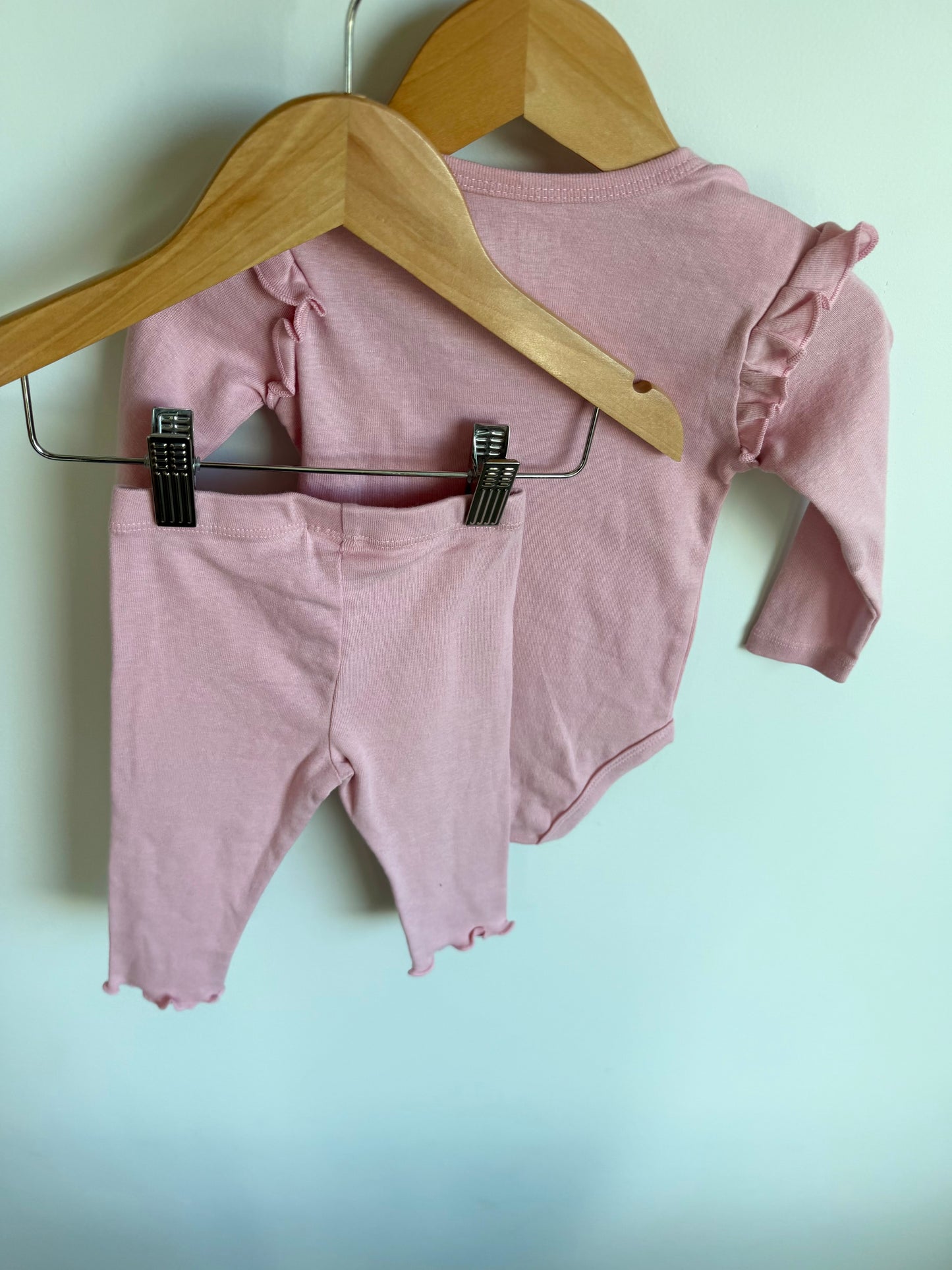 Pink Planet Smile Bodysuit + Pants Set / 6m