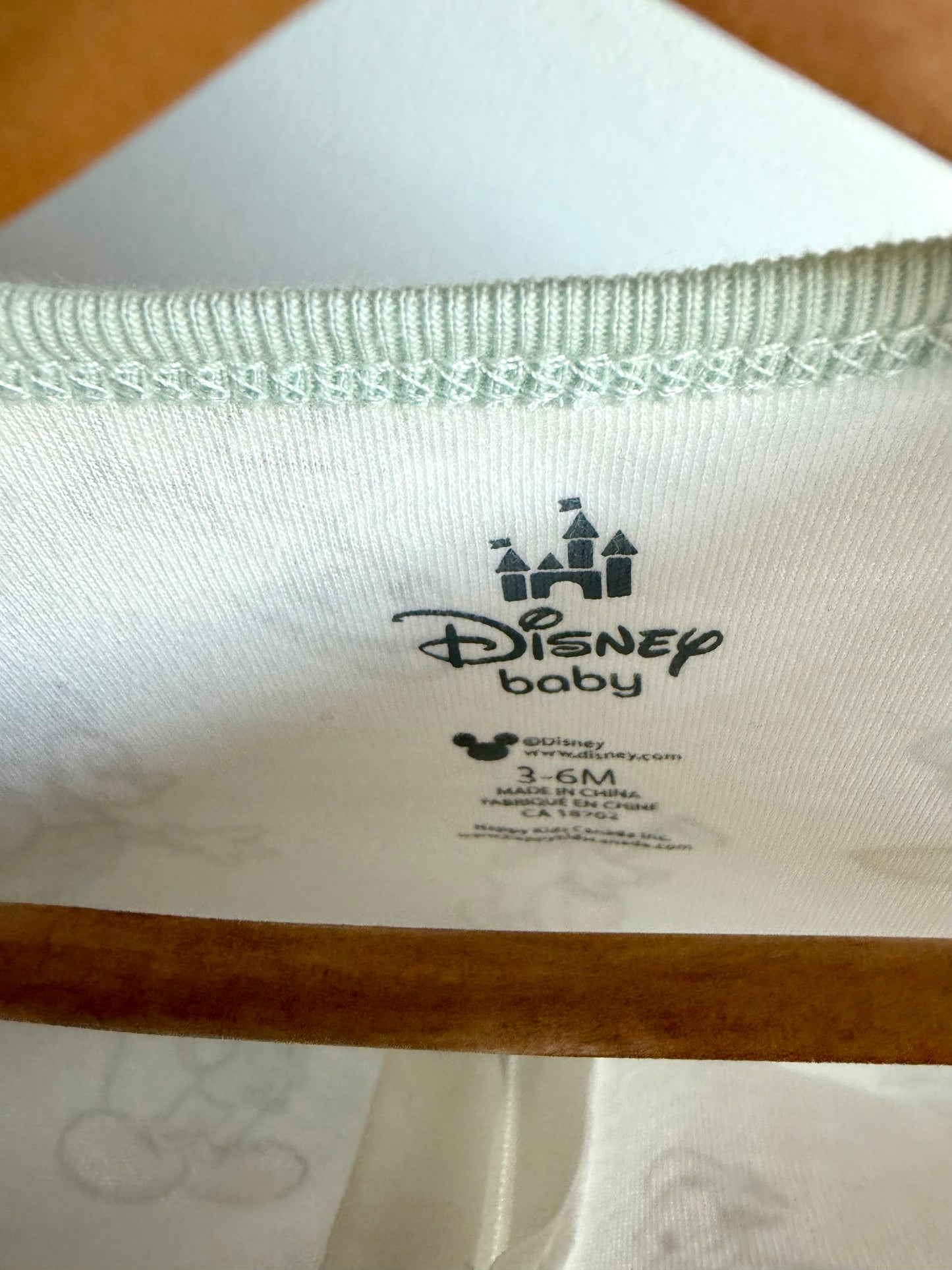 Mickey + Friends White Sleeper / 3-6m