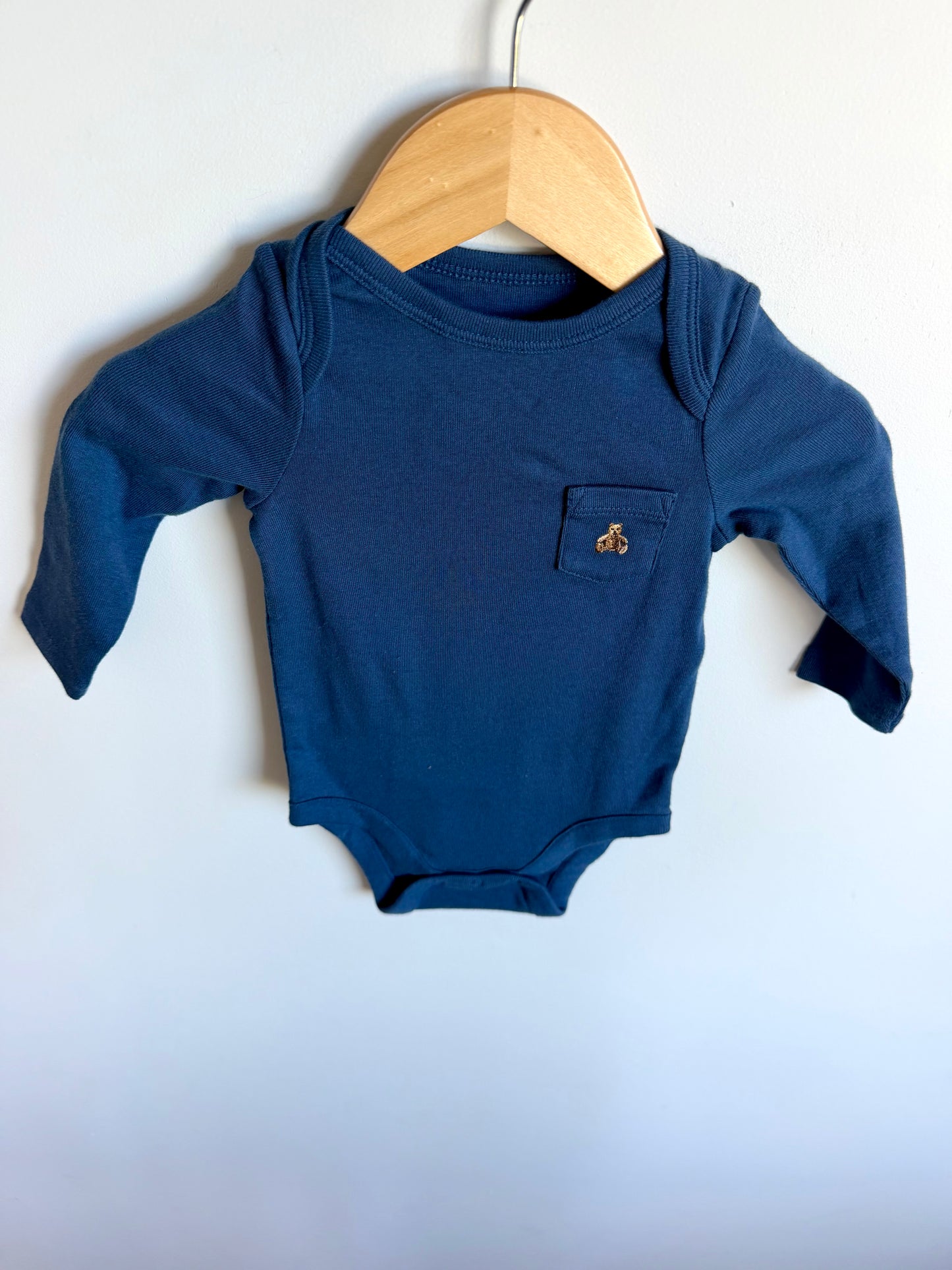 Gap Navy Long Sleeve Bodysuit / 3-6m