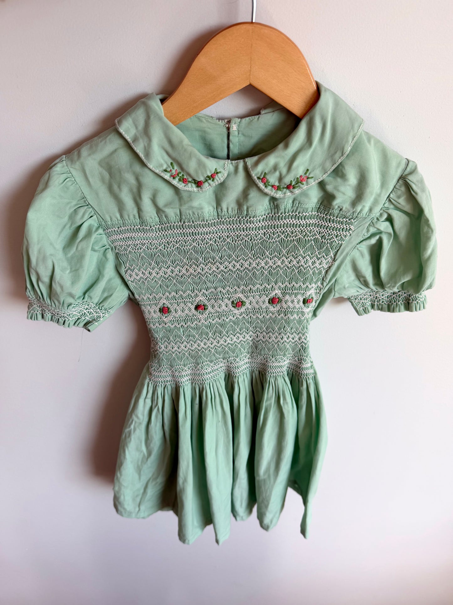 Mint Embroidery Rushing Dress / 3-4T?