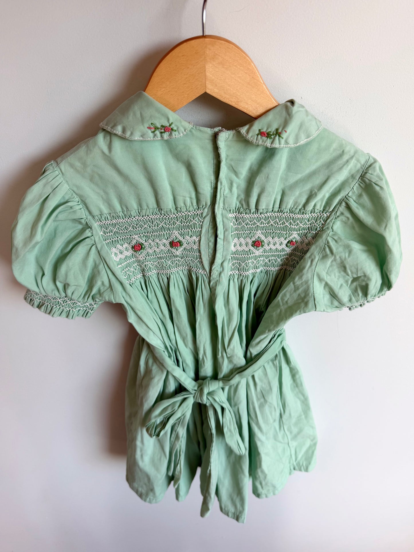 Mint Embroidery Rushing Dress / 3-4T?