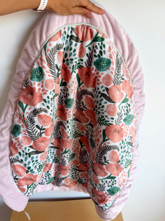 Floral Circle Dot Mat (No Shipping)