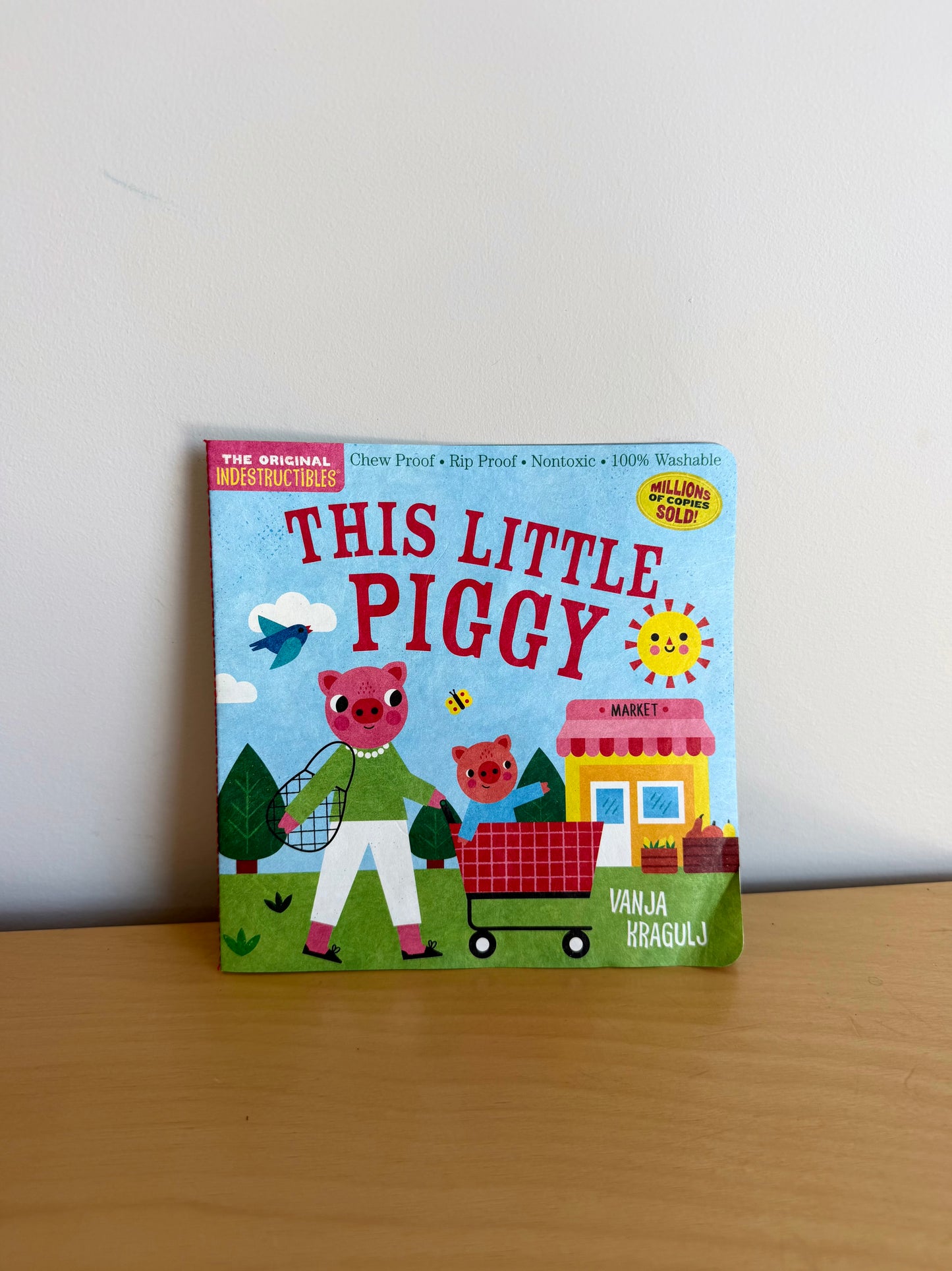 This Little Piggy Chew Proof Book / 0-1 years