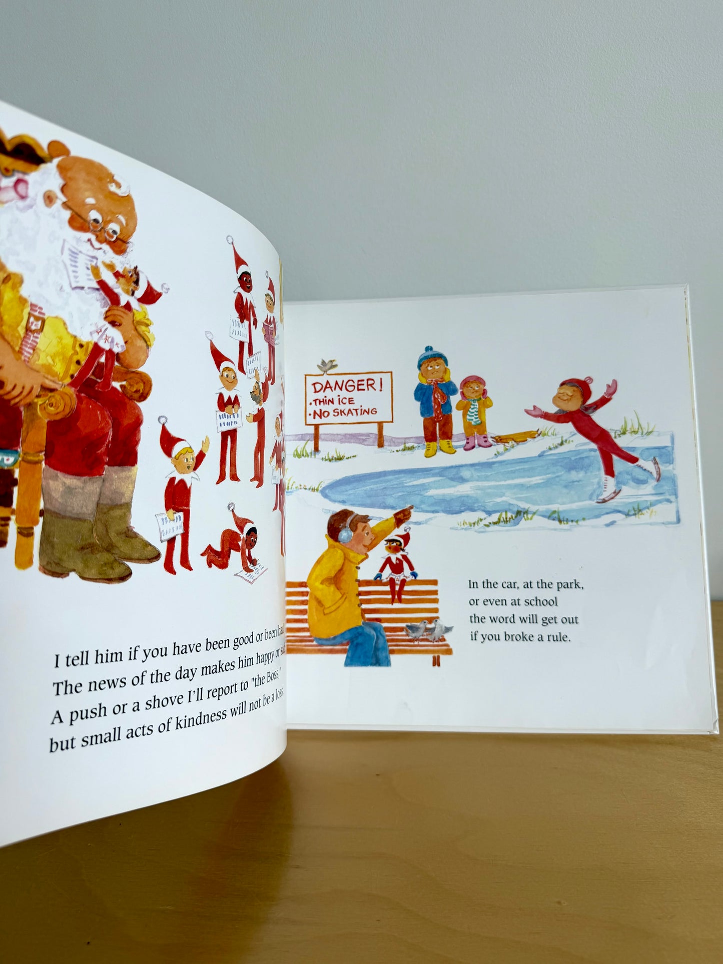 The Elf On The Shelf Book / 2-5 years (No Shipping)