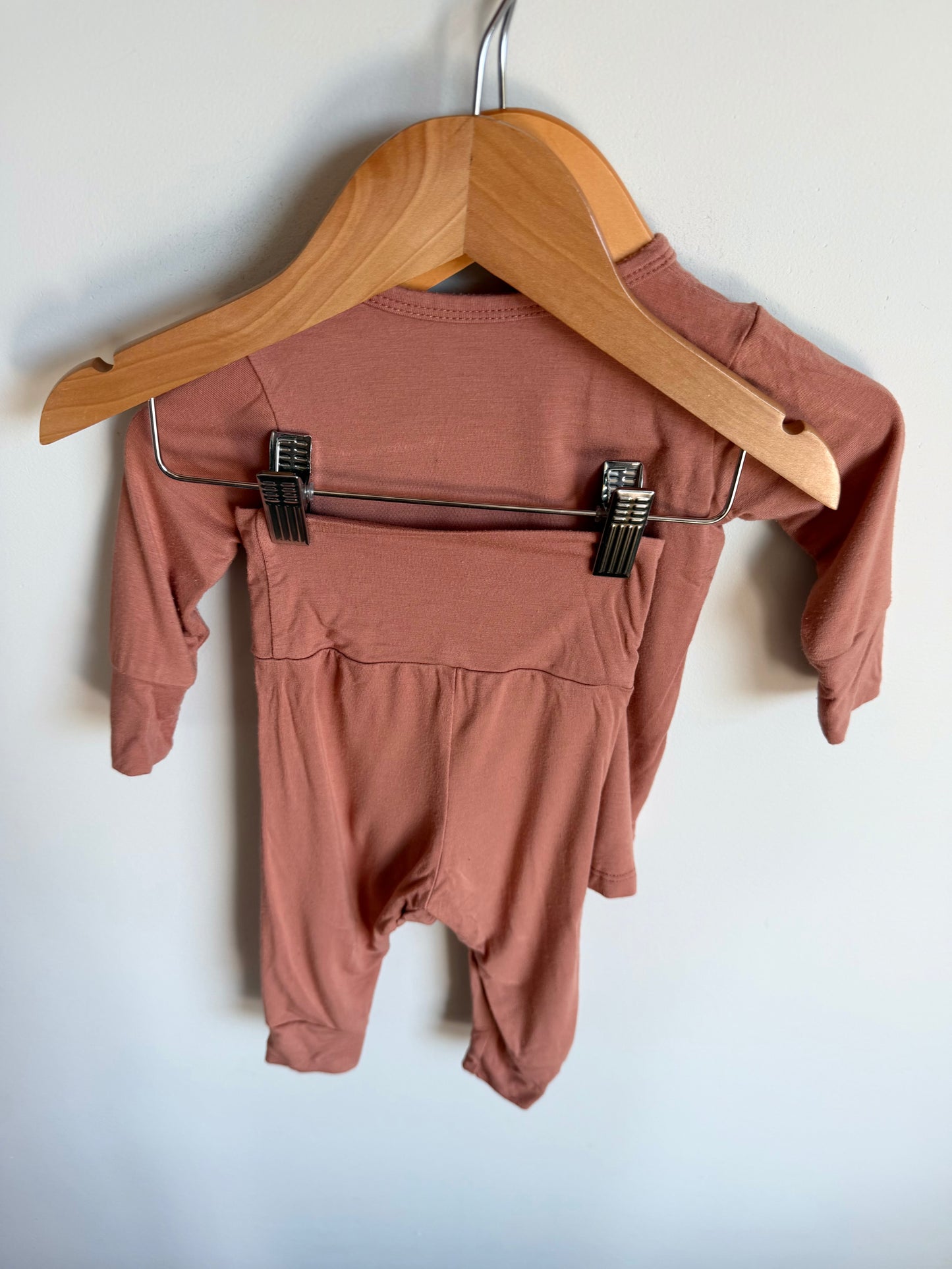 Lou Lou Soft Taupe Top + Pants Set / 3-6m