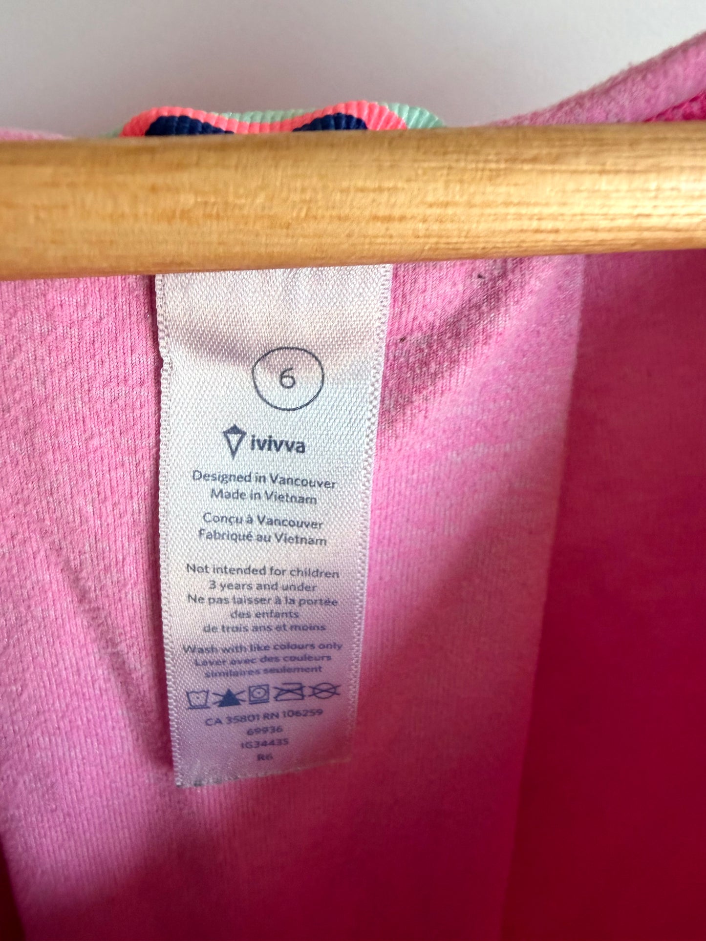 Ivivva Pink Active Top (PLAY) / 6 years (No Shipping)