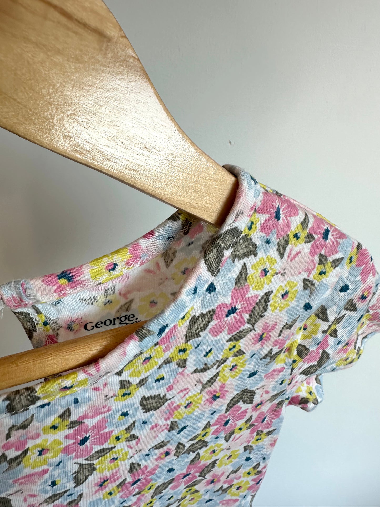 Bright Floral Dress / 4T