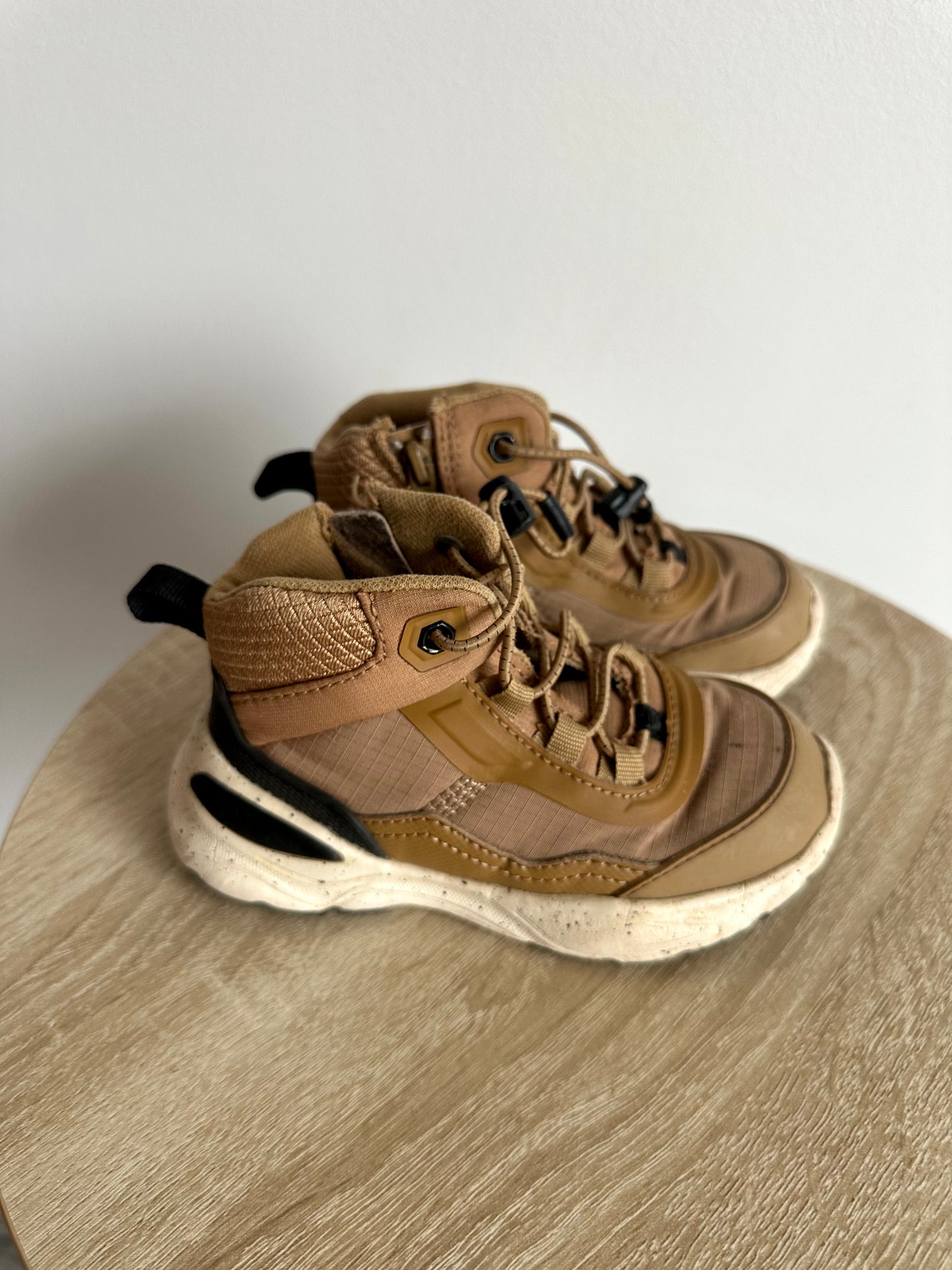 Zara Brown High Top Shoes / Size 8 Toddler