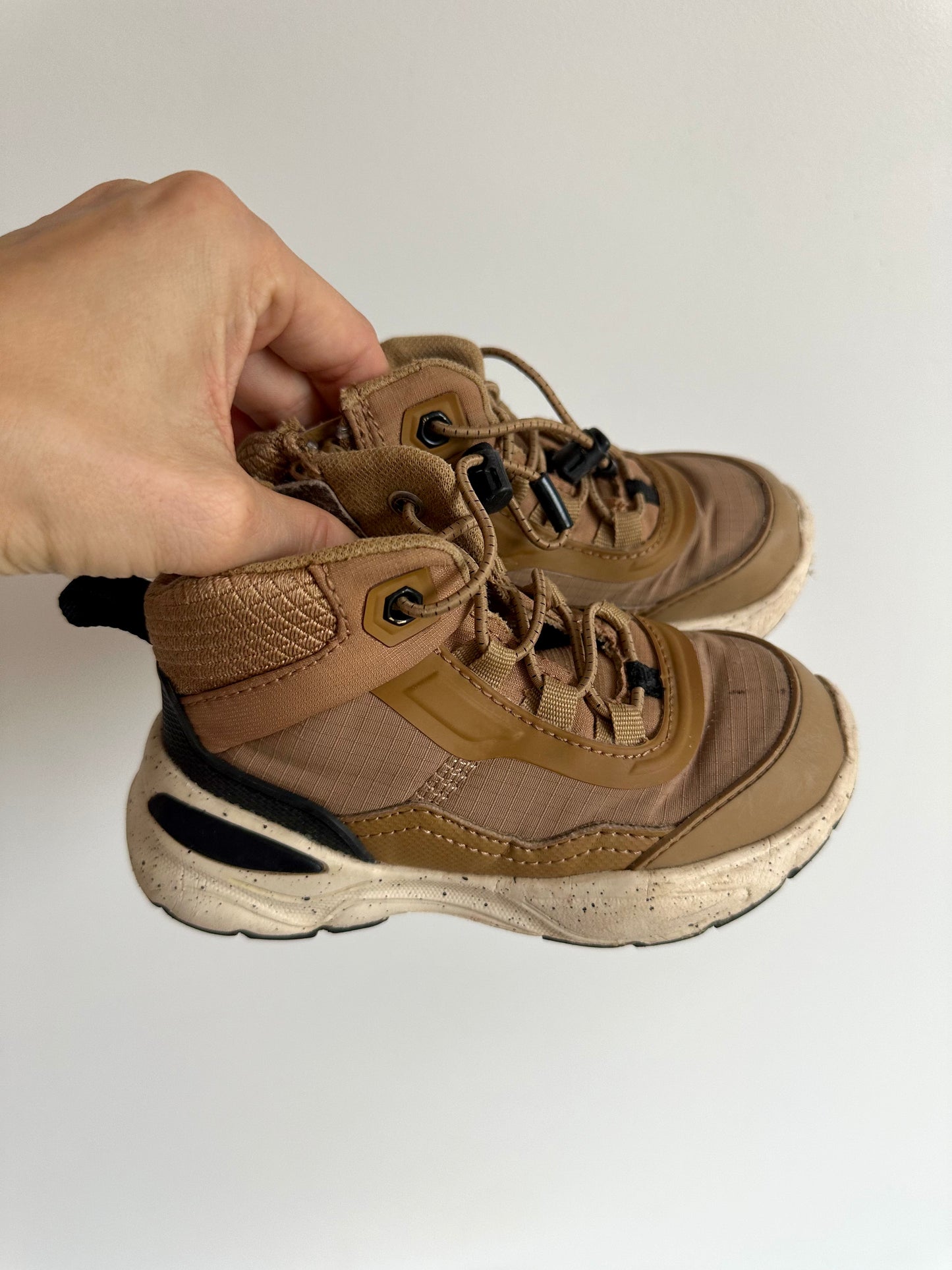 Zara Brown High Top Shoes / Size 8 Toddler