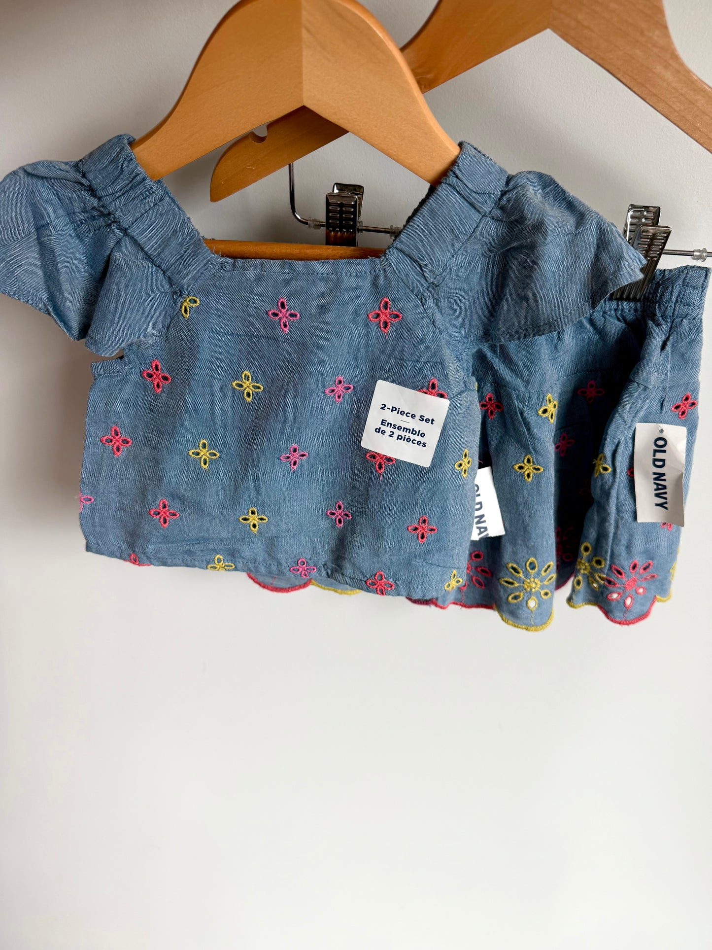 Chambray Eyelet Top + Skirt Set Set (with Tags) / 12-18m