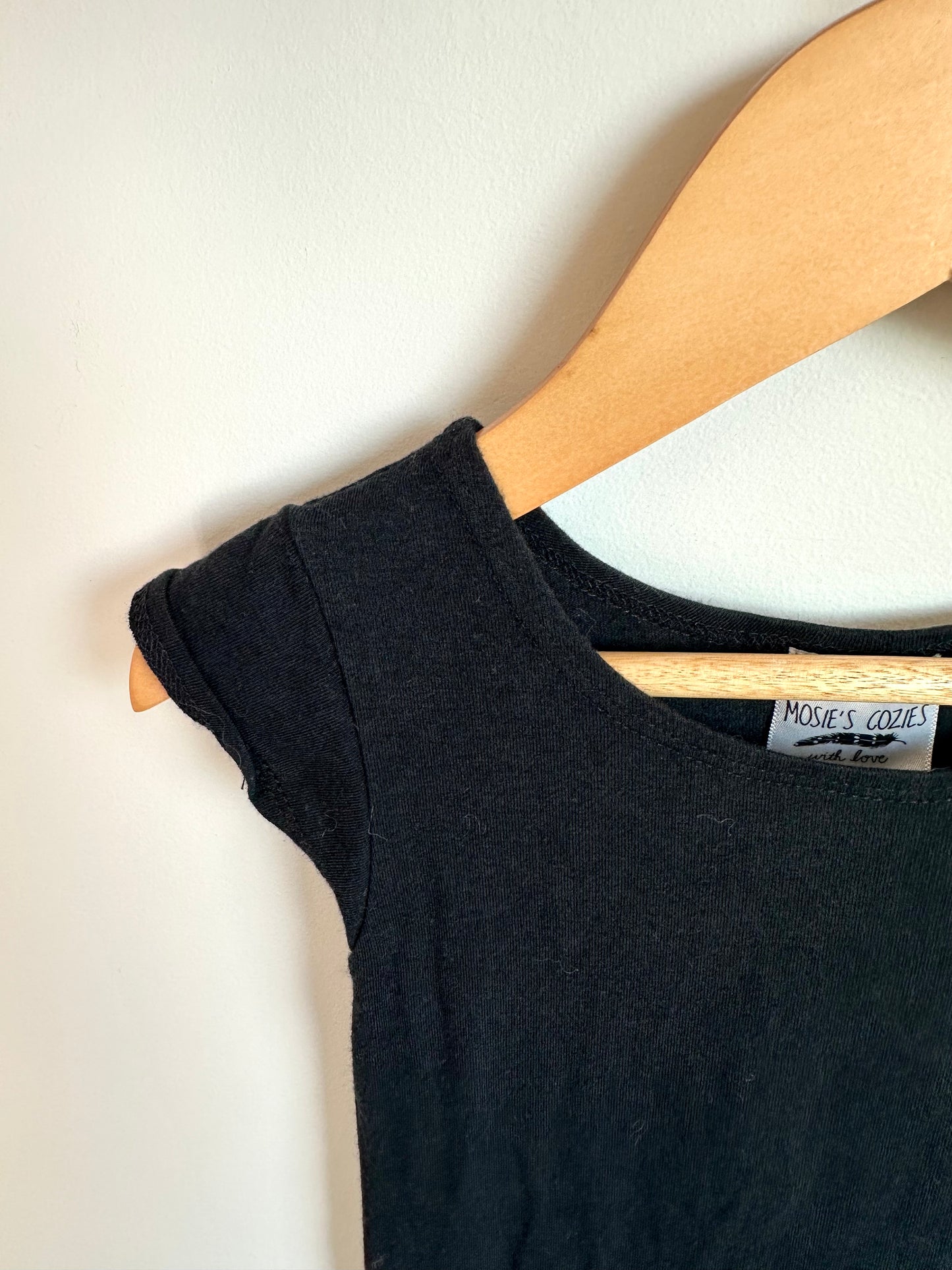 Mozies Cozies Black Slip Dress / 3T